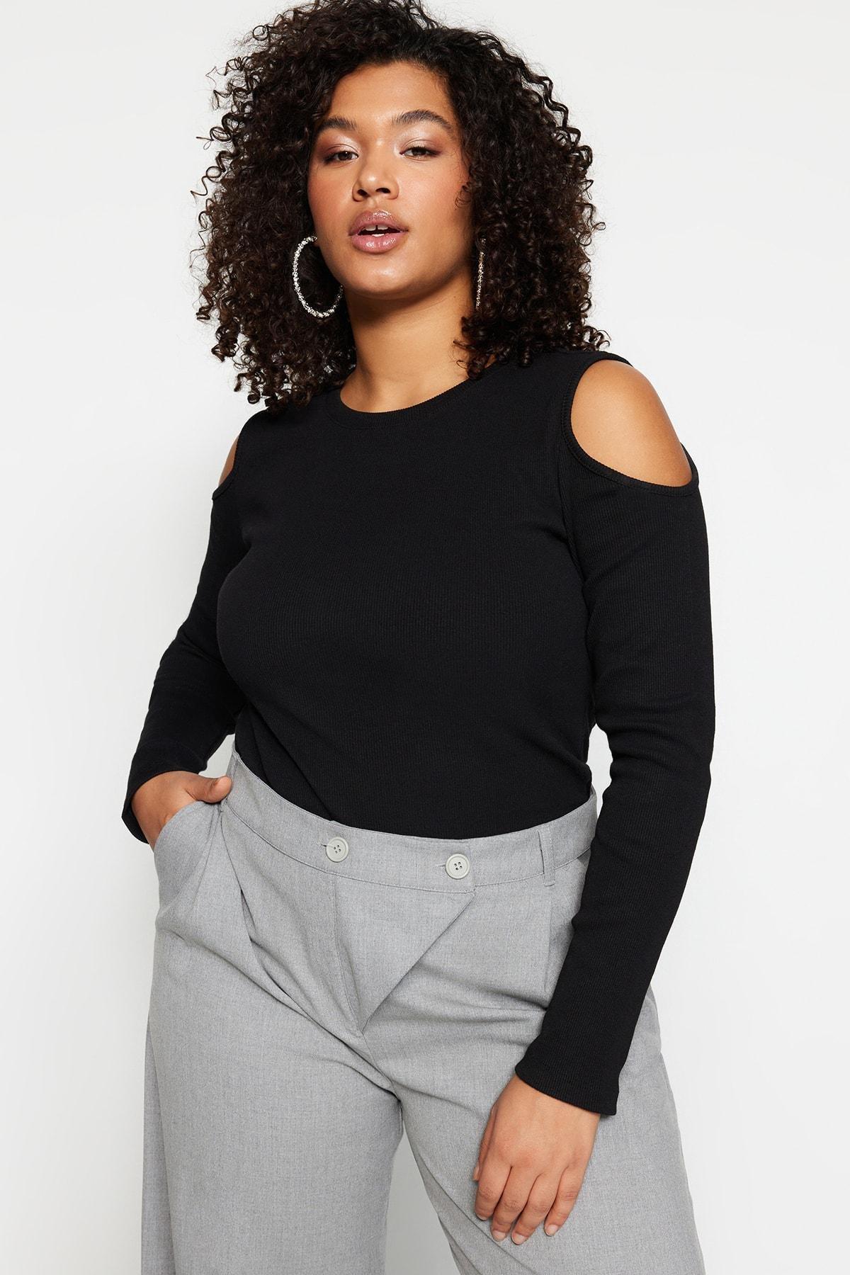 Black Fitted Plus Size Blouse, , large image number 0