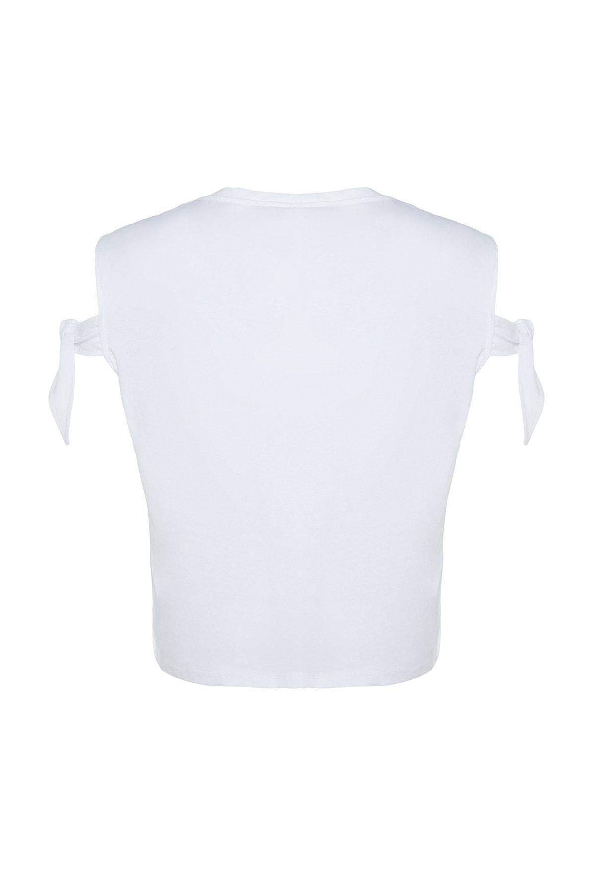 Trendyol - White Regular Plus Size Tshirt