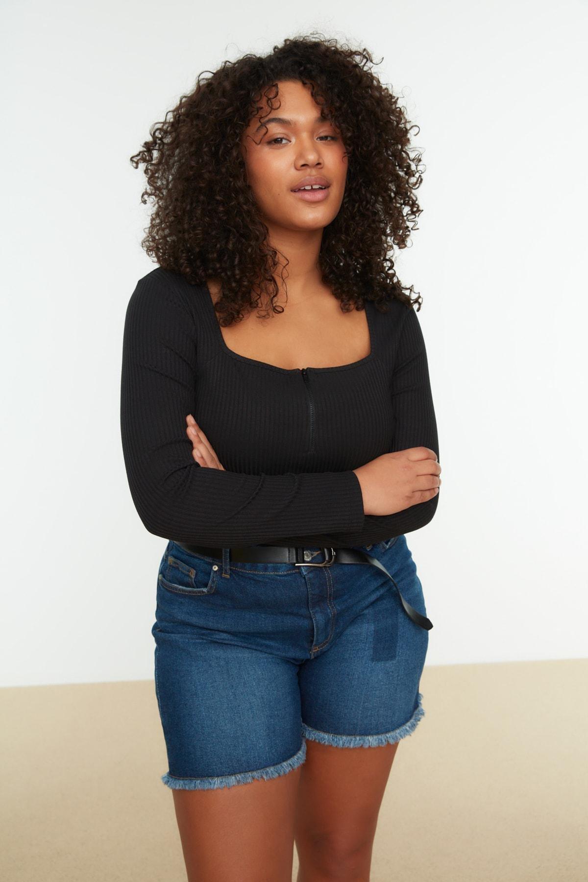 Black Slim Plus Size Blouse, , large image number 4