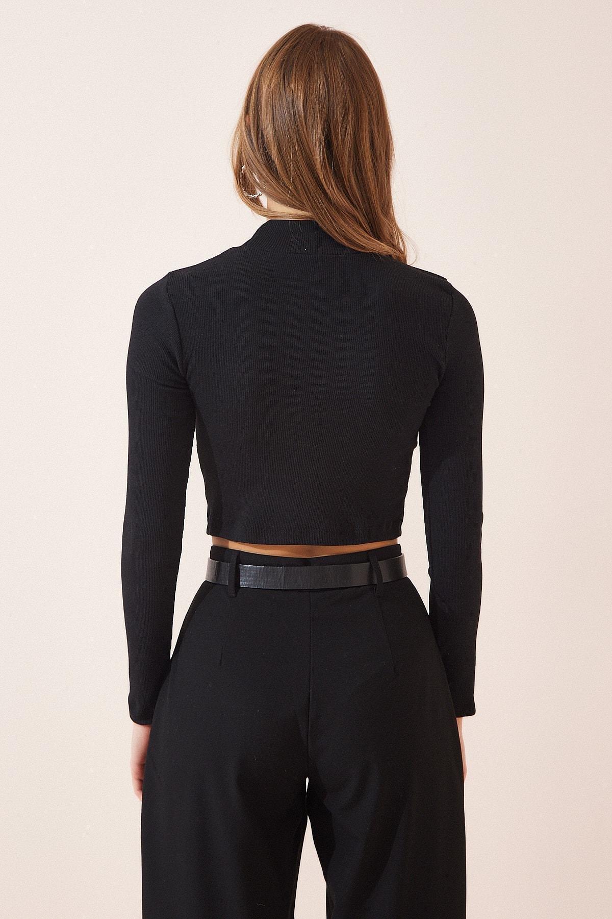 بلوزة بقصة ضيقة وياقة عالية، أسود, BLACK, large image number 3