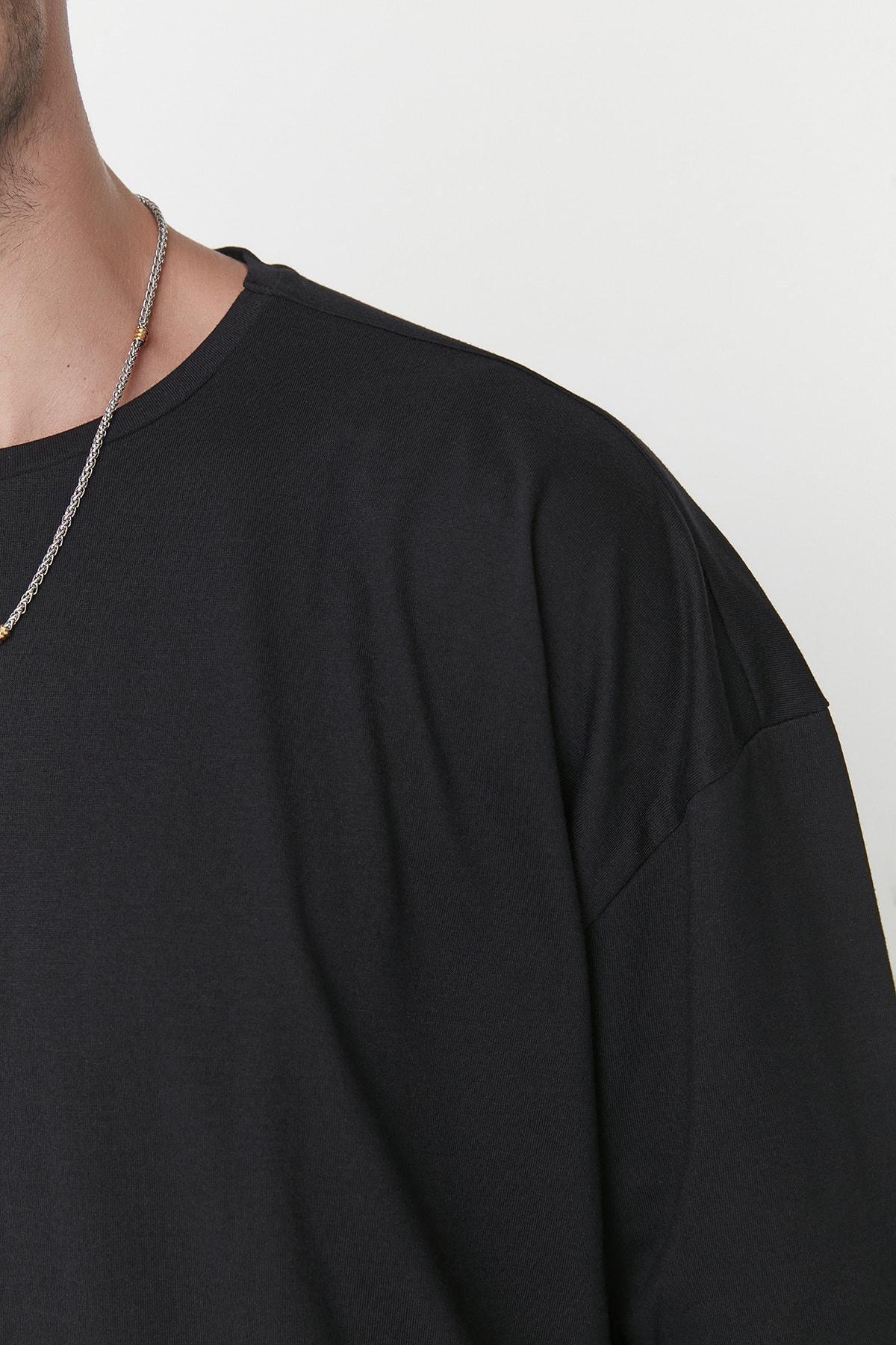 Black Oversize Crew Neck Tshirt, , large image number 4