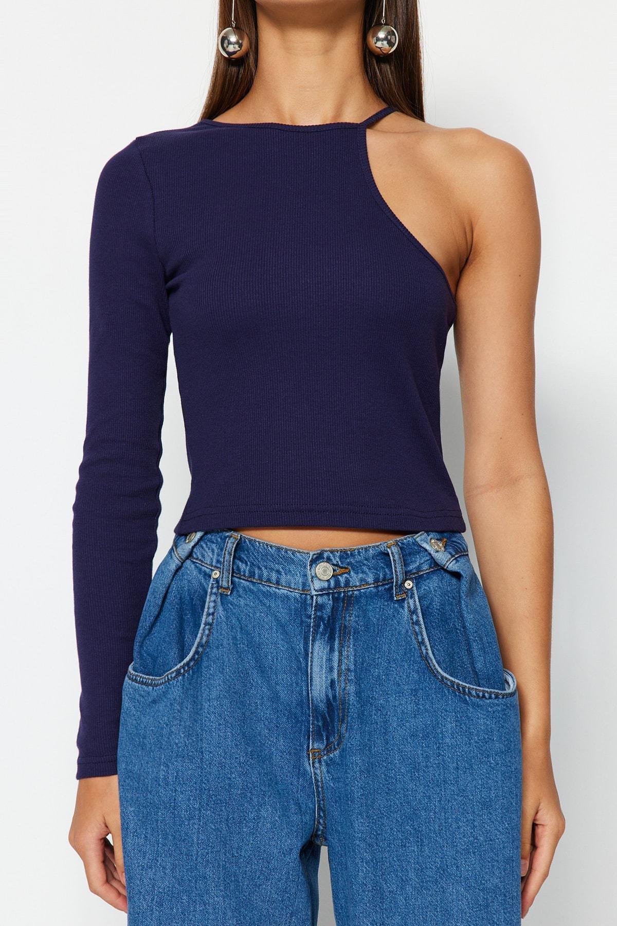 بلوزة بقصة سليم فت، كحلي, Navy blue, large image number 4