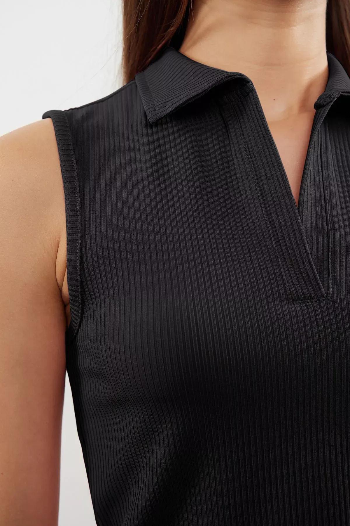 Grey Polo Collar Crop Flexible Blouse, , large image number 3