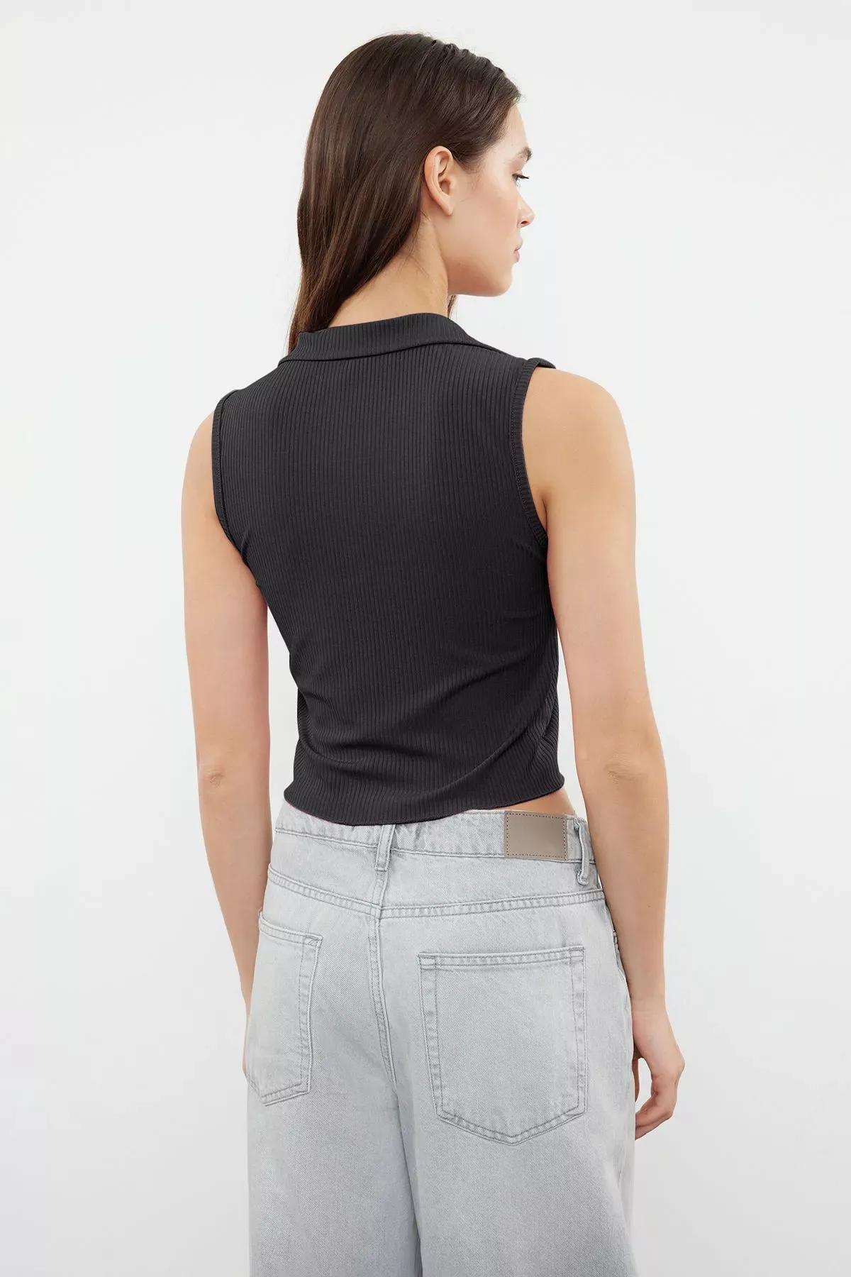 Grey Polo Collar Crop Flexible Blouse, , large image number 4