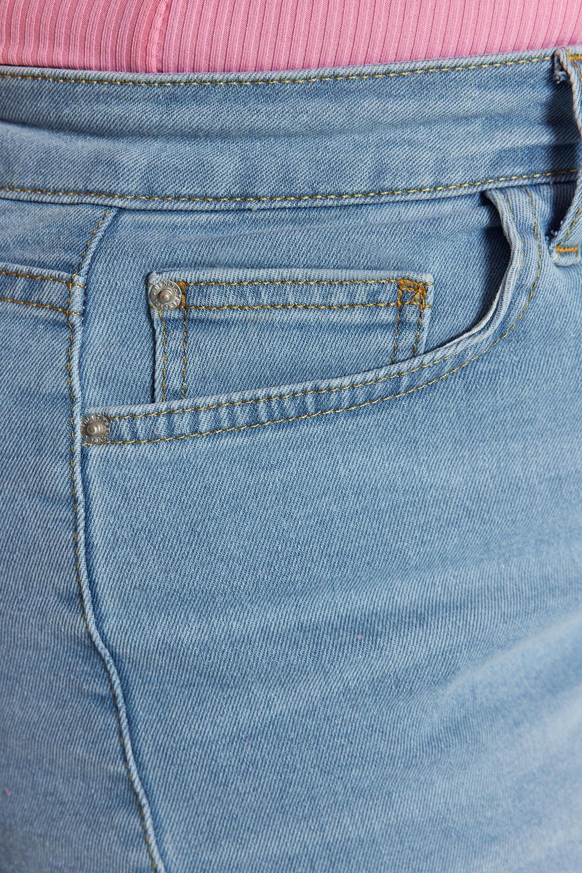 Blue Mid Waist Plus-Size Shorts, , large image number 13
