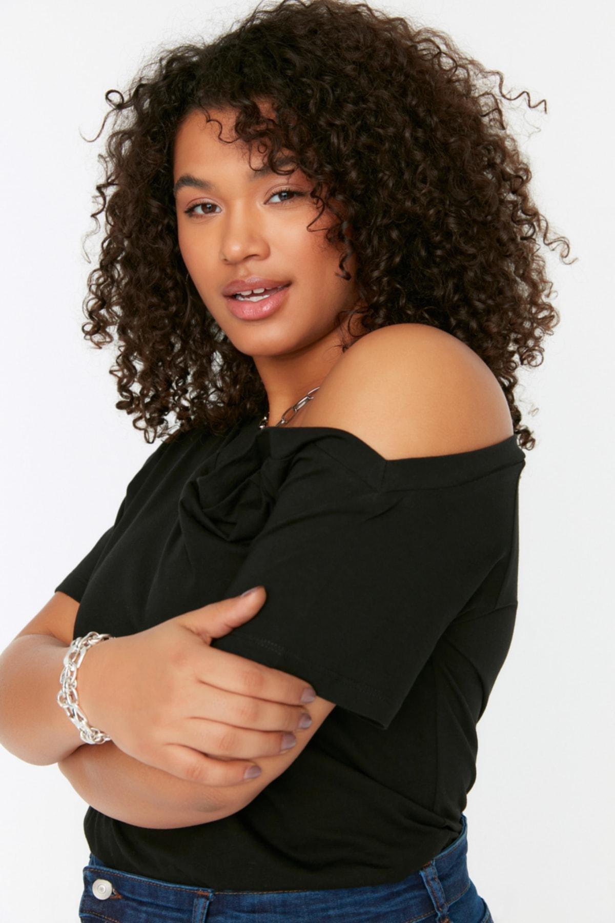 Black Off-Shoulder Plus Size Blouse, , large image number 3