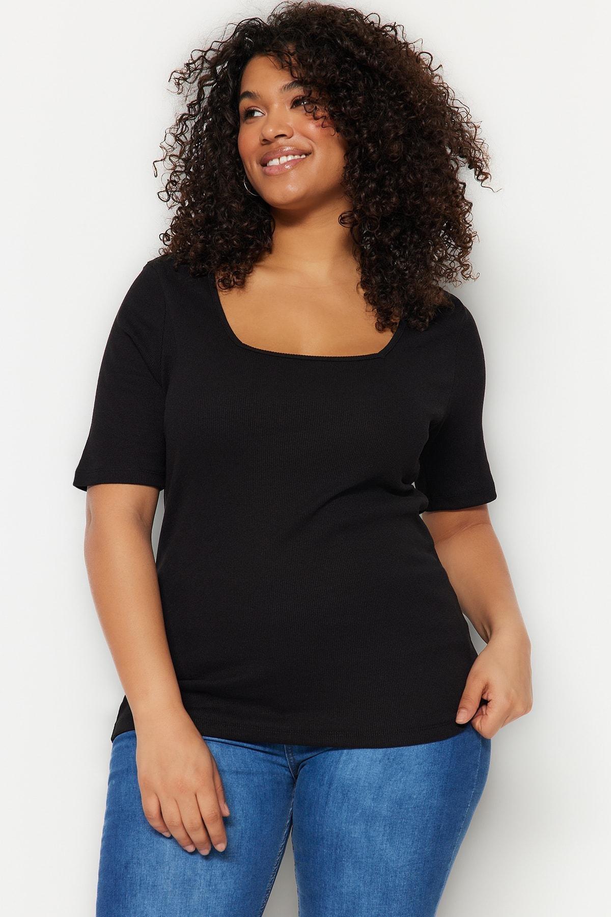 Black Square Collar Plus Size T-Shirt, , large image number 1