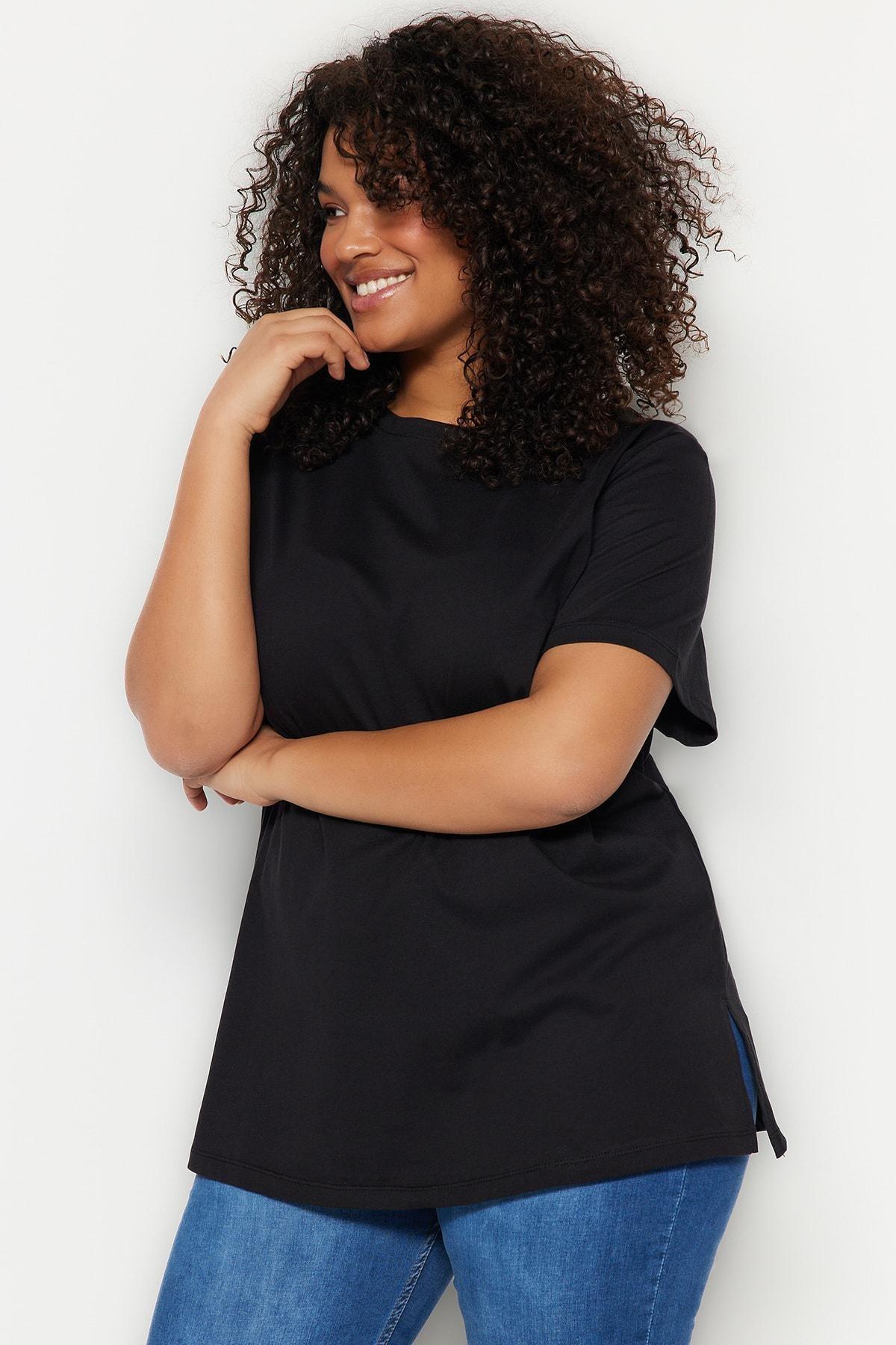 Trendyol - Black Relaxed Plus Size T-Shirt