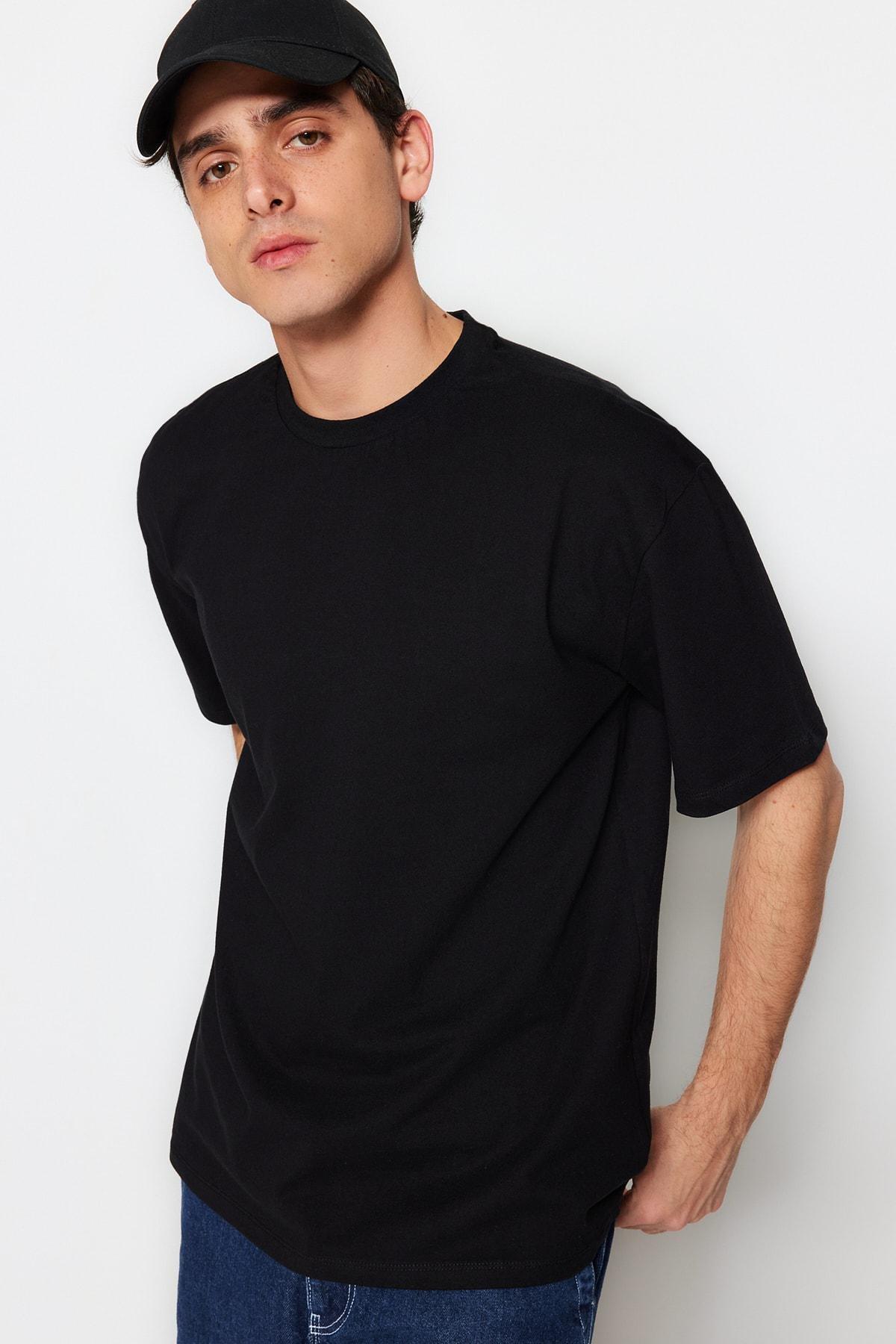 Trendyol - Black Crew Neck Tshirt