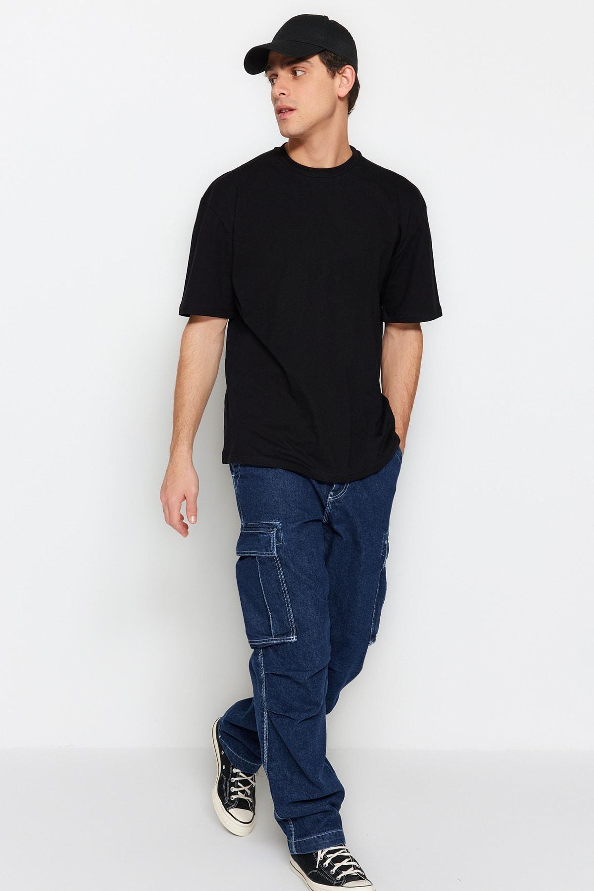 Black Crew Neck Tshirt, , large image number 3