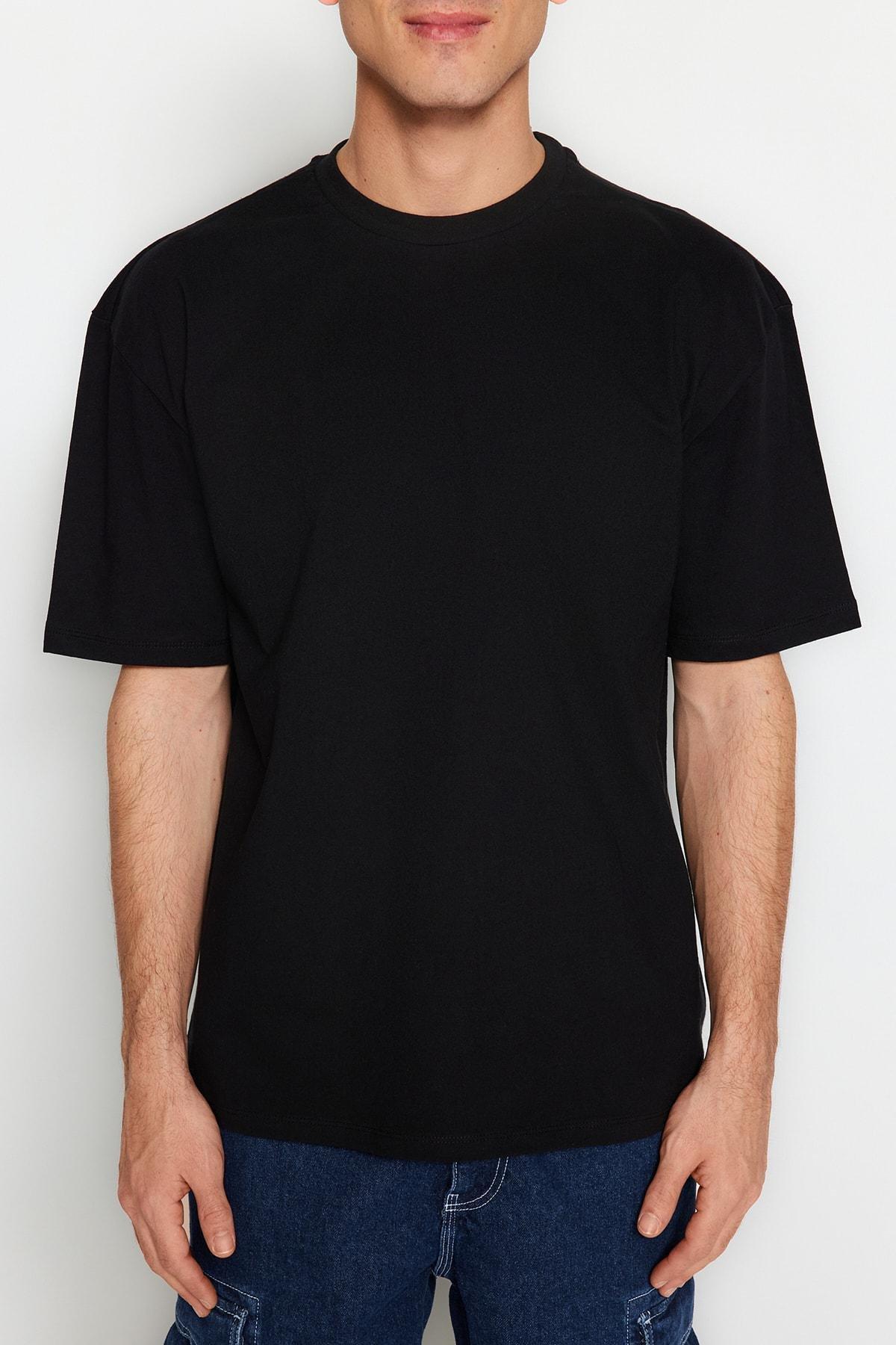 Trendyol - Black Crew Neck Tshirt