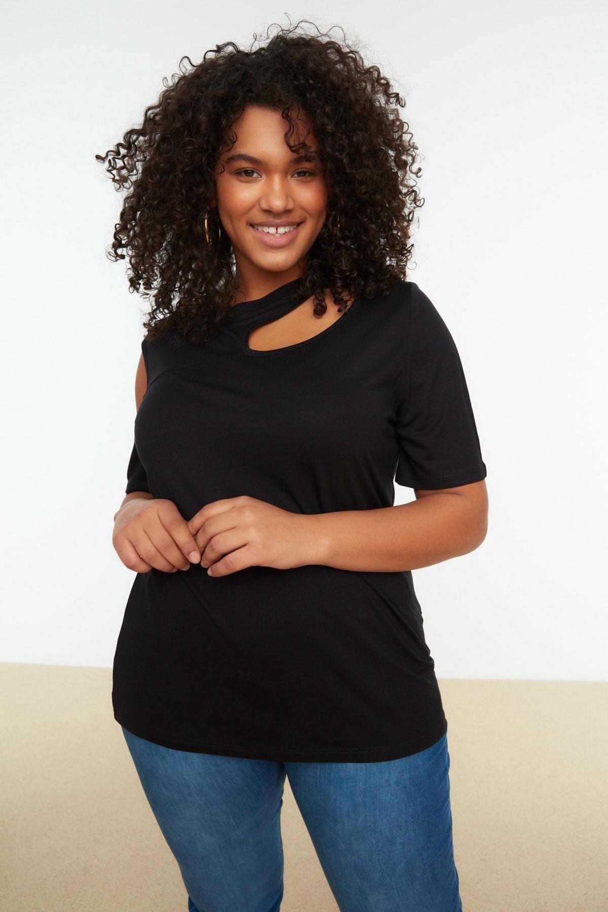 Black Crew Neck Plus Size Blouse, , large image number 0