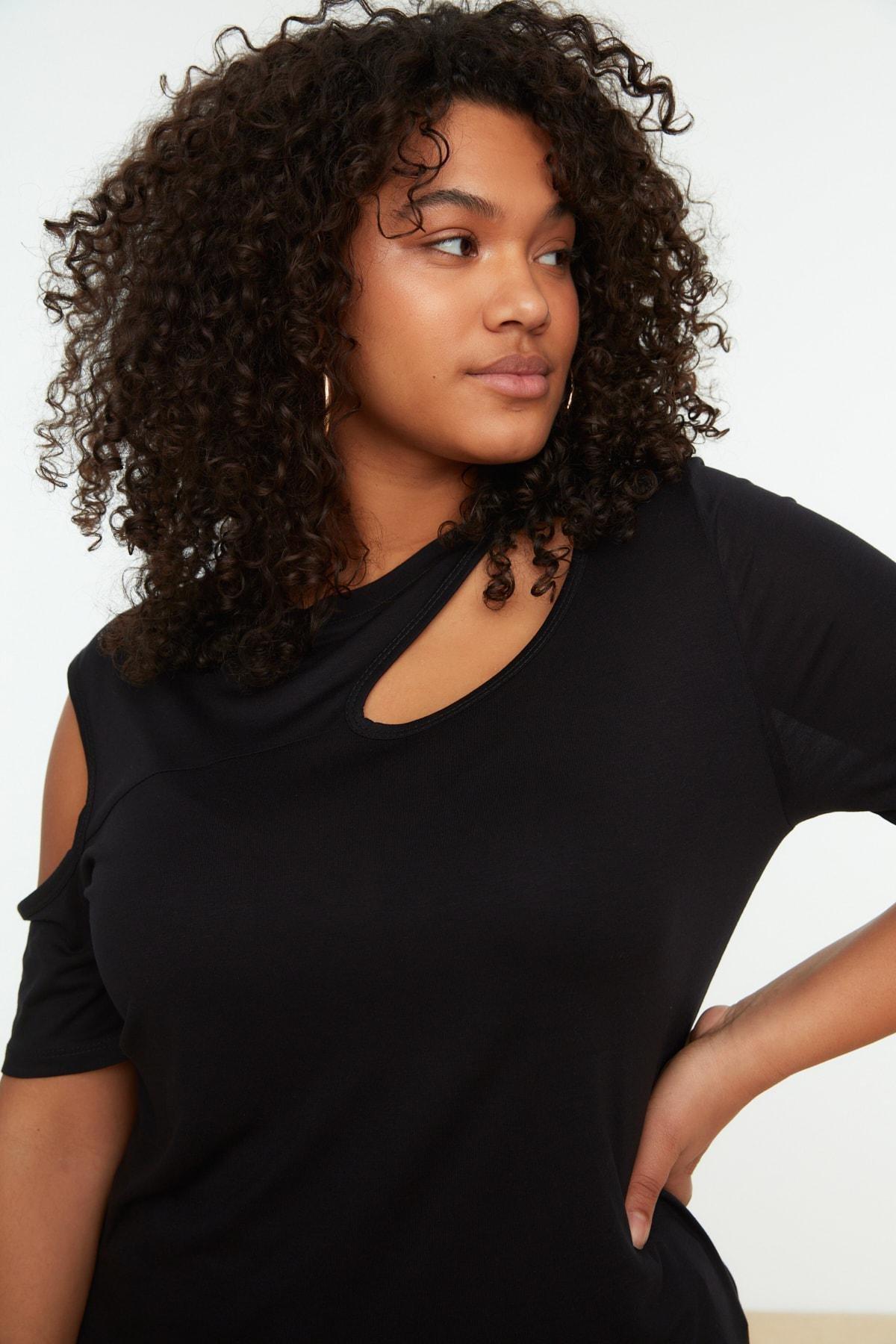 Black Crew Neck Plus Size Blouse, , large image number 1