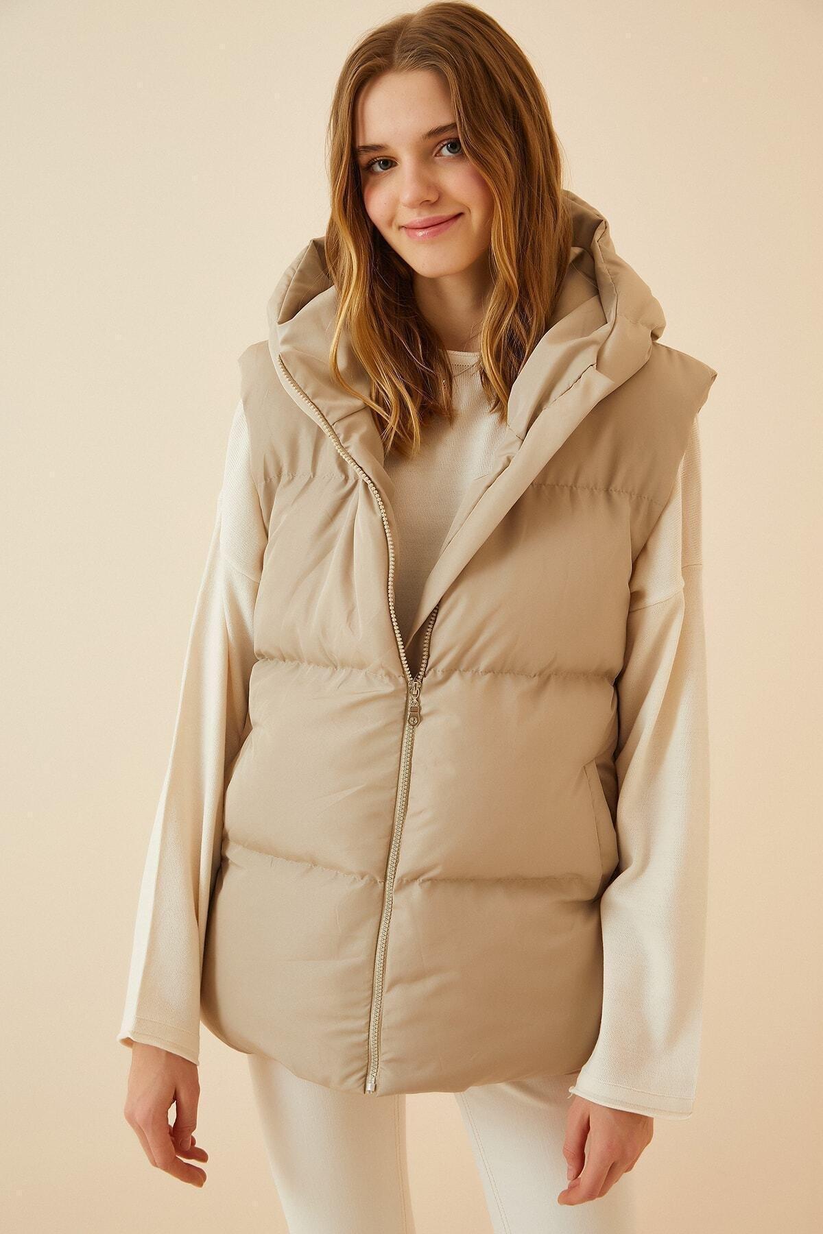 Beige Hooded Puffer Vest, Cream, large image number 4