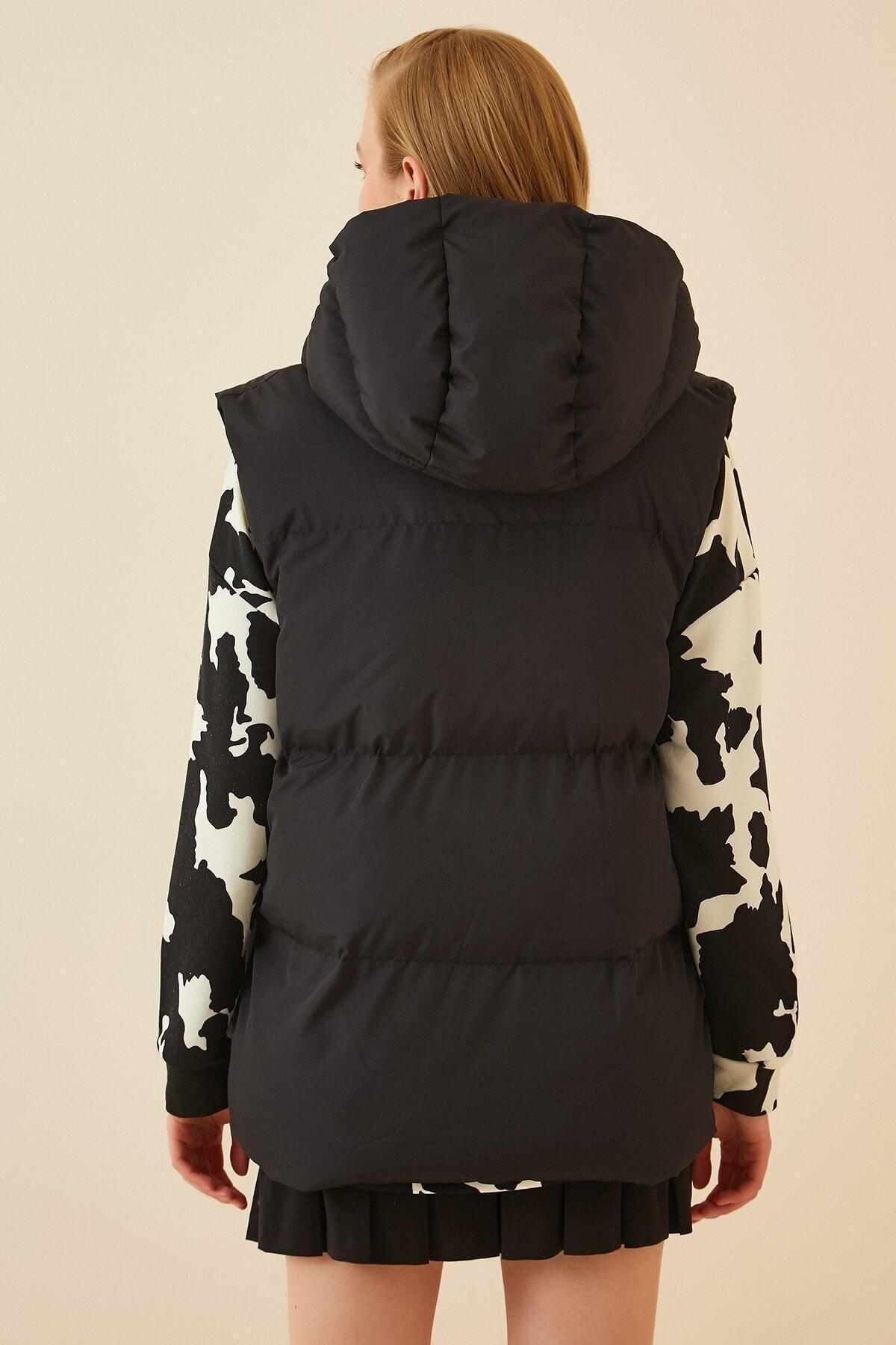Black Hooded Puffer Vest, , large image number 6