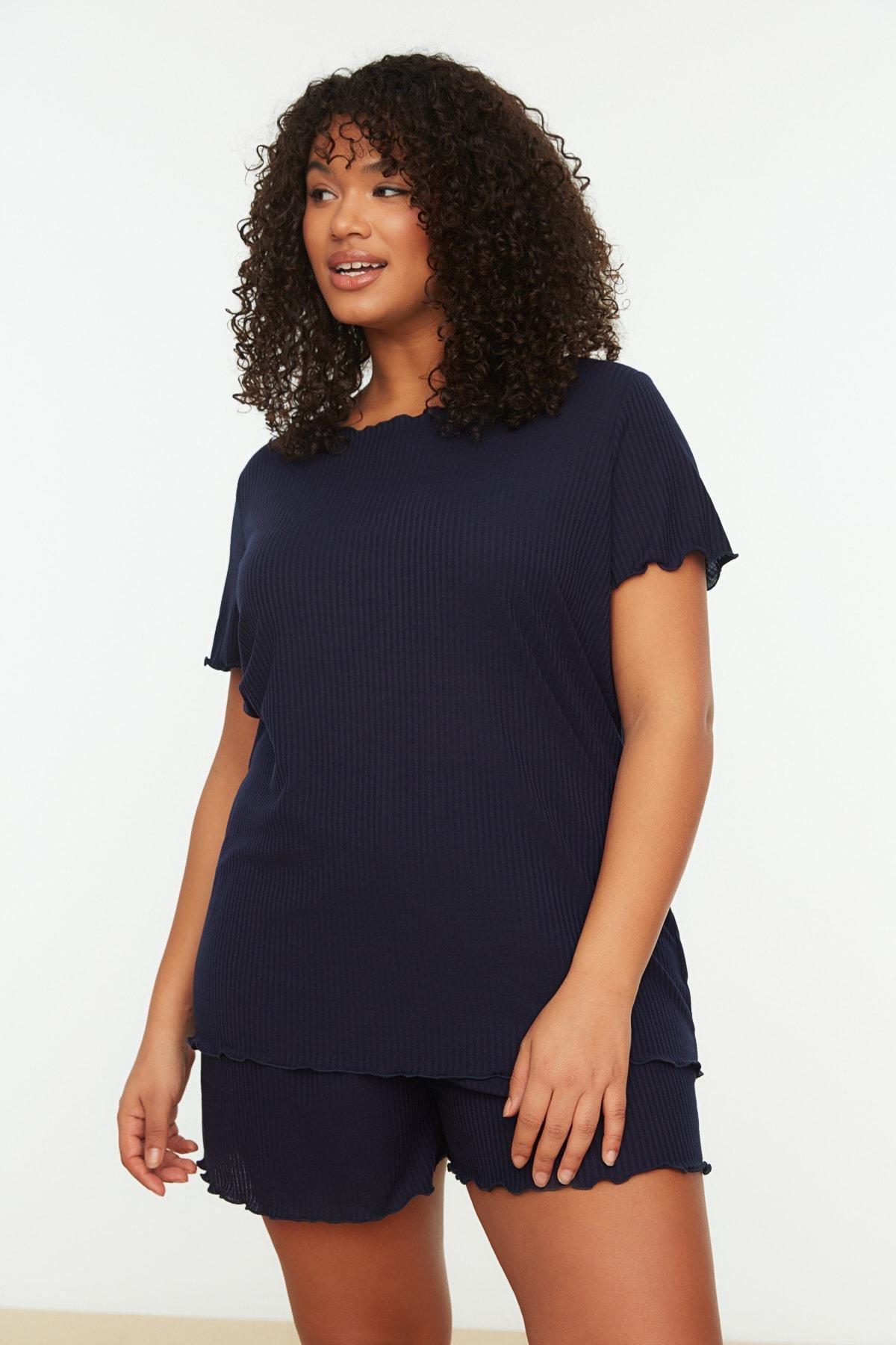 Trendyol - Navy Plain Plus Size Pajama Set