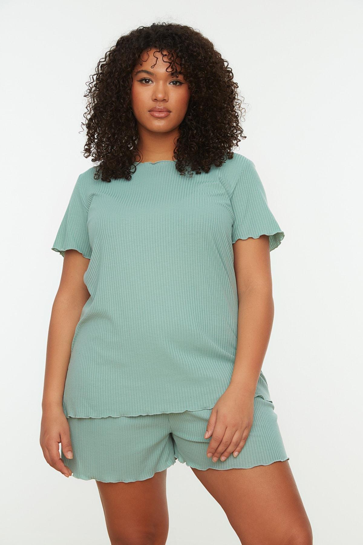 Trendyol - Green Plain Plus Size Pajama Set