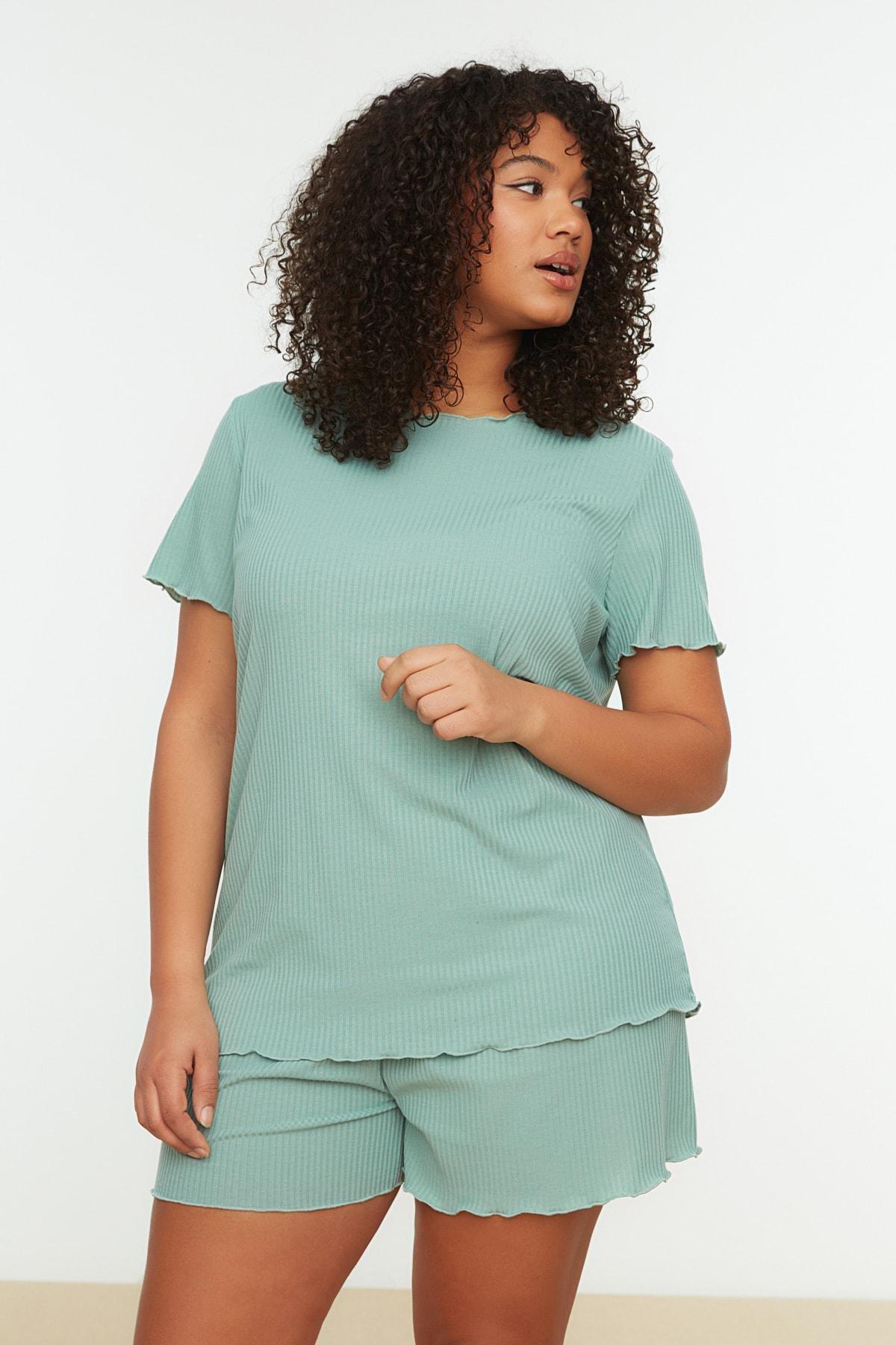 Trendyol - Green Plain Plus Size Pajama Set