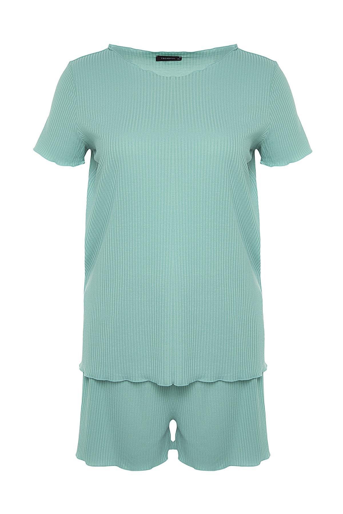 Trendyol - Green Plain Plus Size Pajama Set
