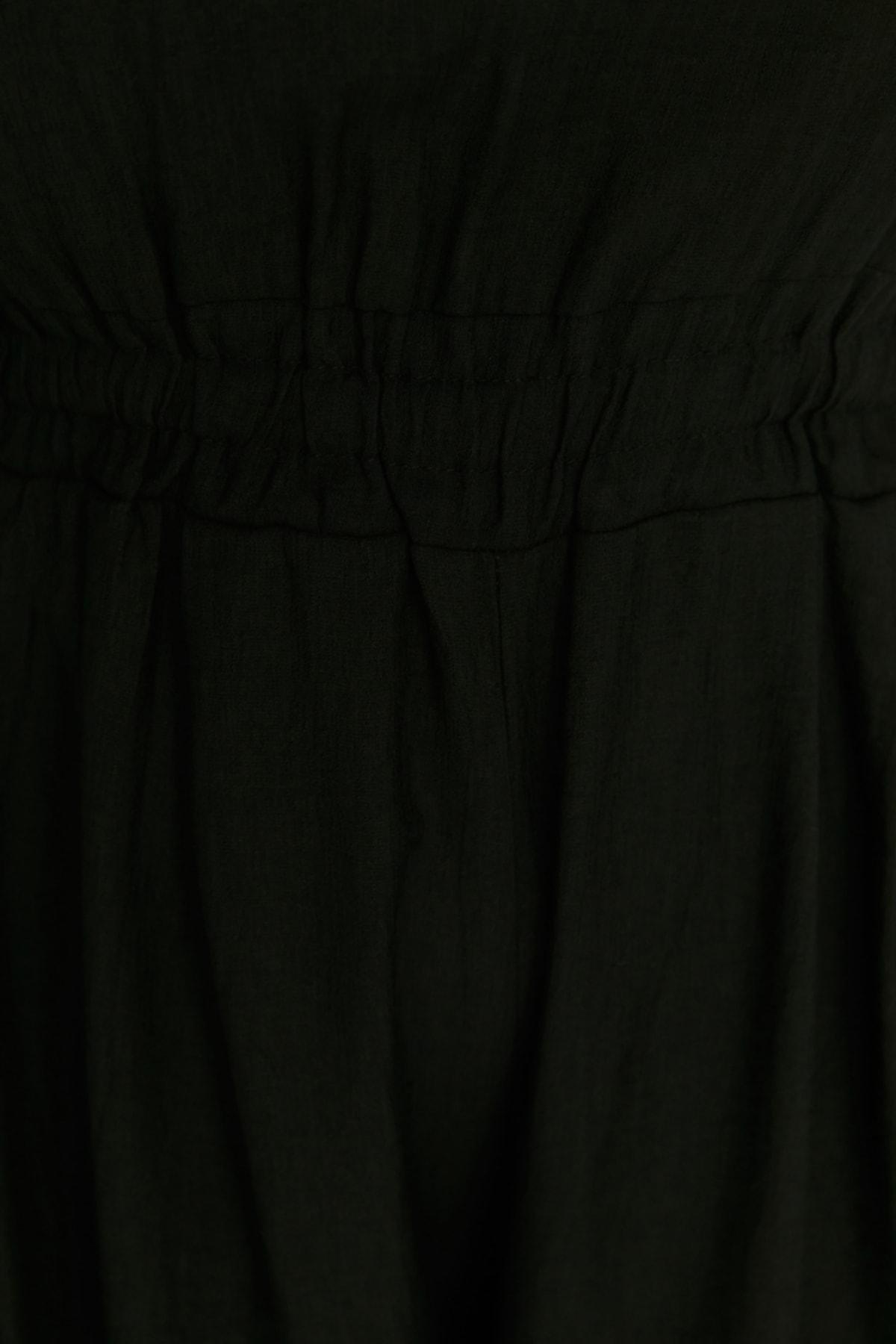Black Relaxed Plus Size Jumpsuit, , large image number 3