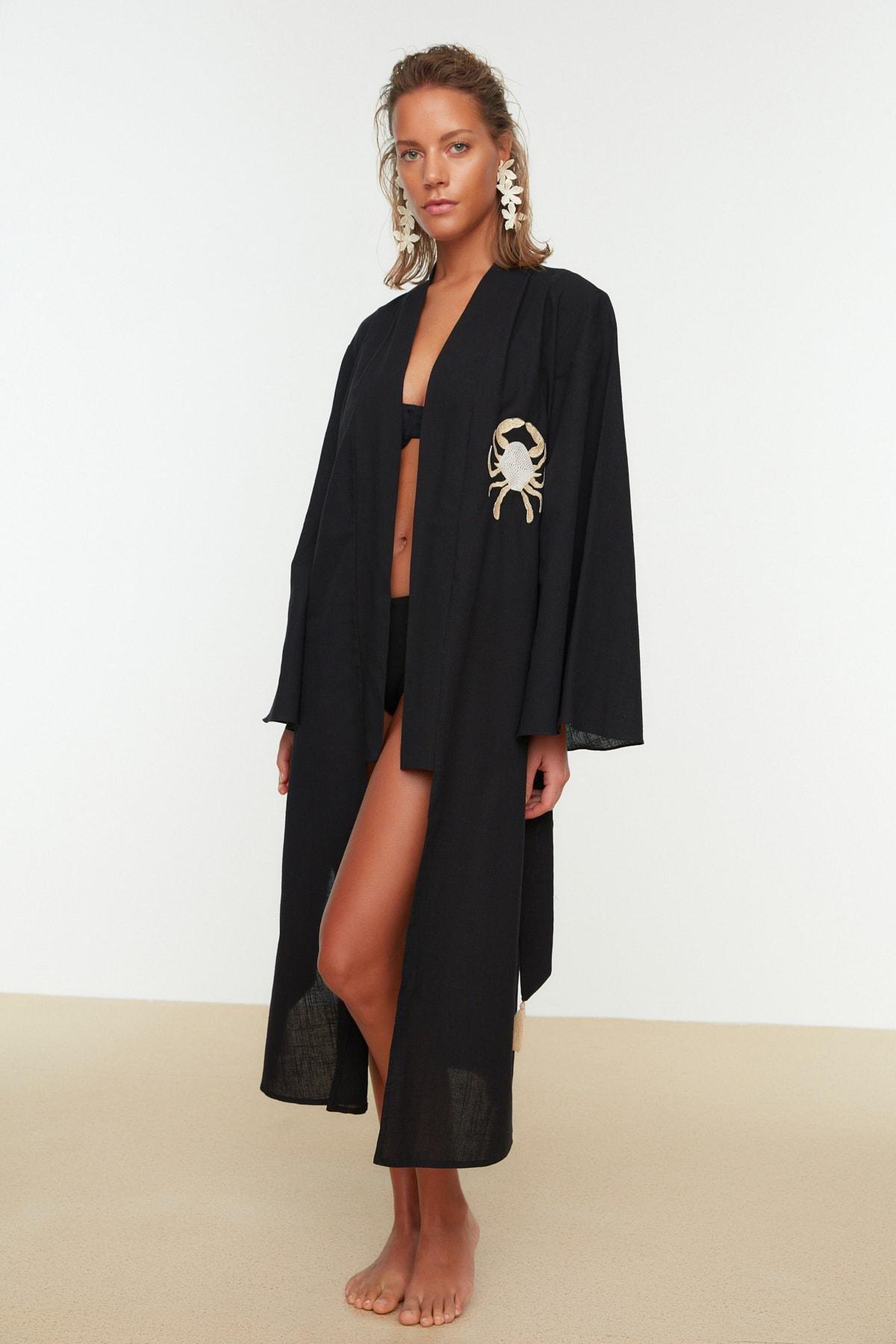 Trendyol - Black V-Neck Cotton Kimono