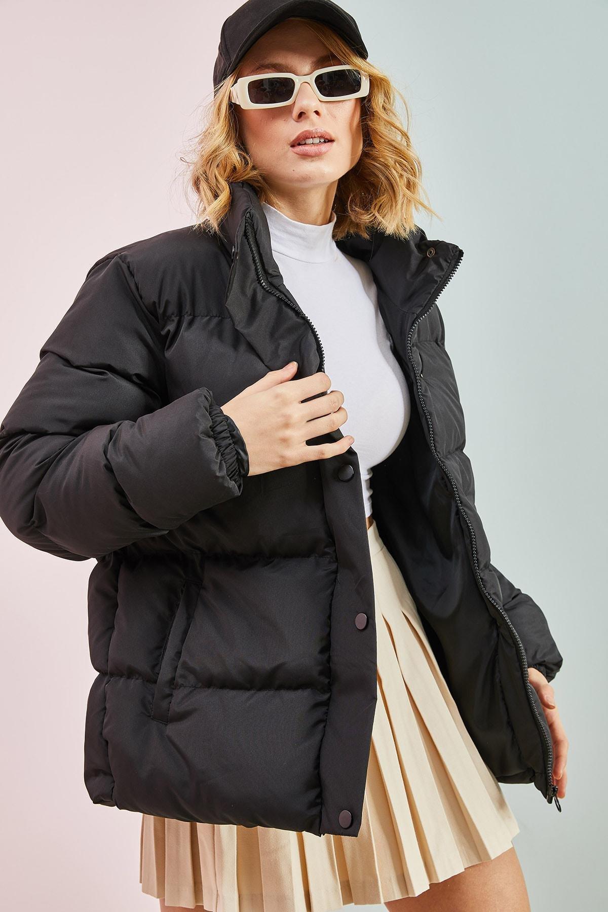 Black Front Pop Collar Puffer Coat, , large image number 2