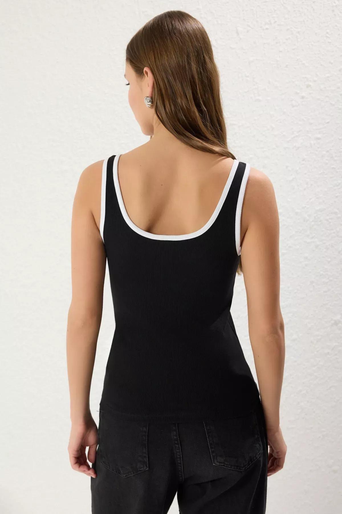 Black Color Block Fitted Tank Top, , large image number 4
