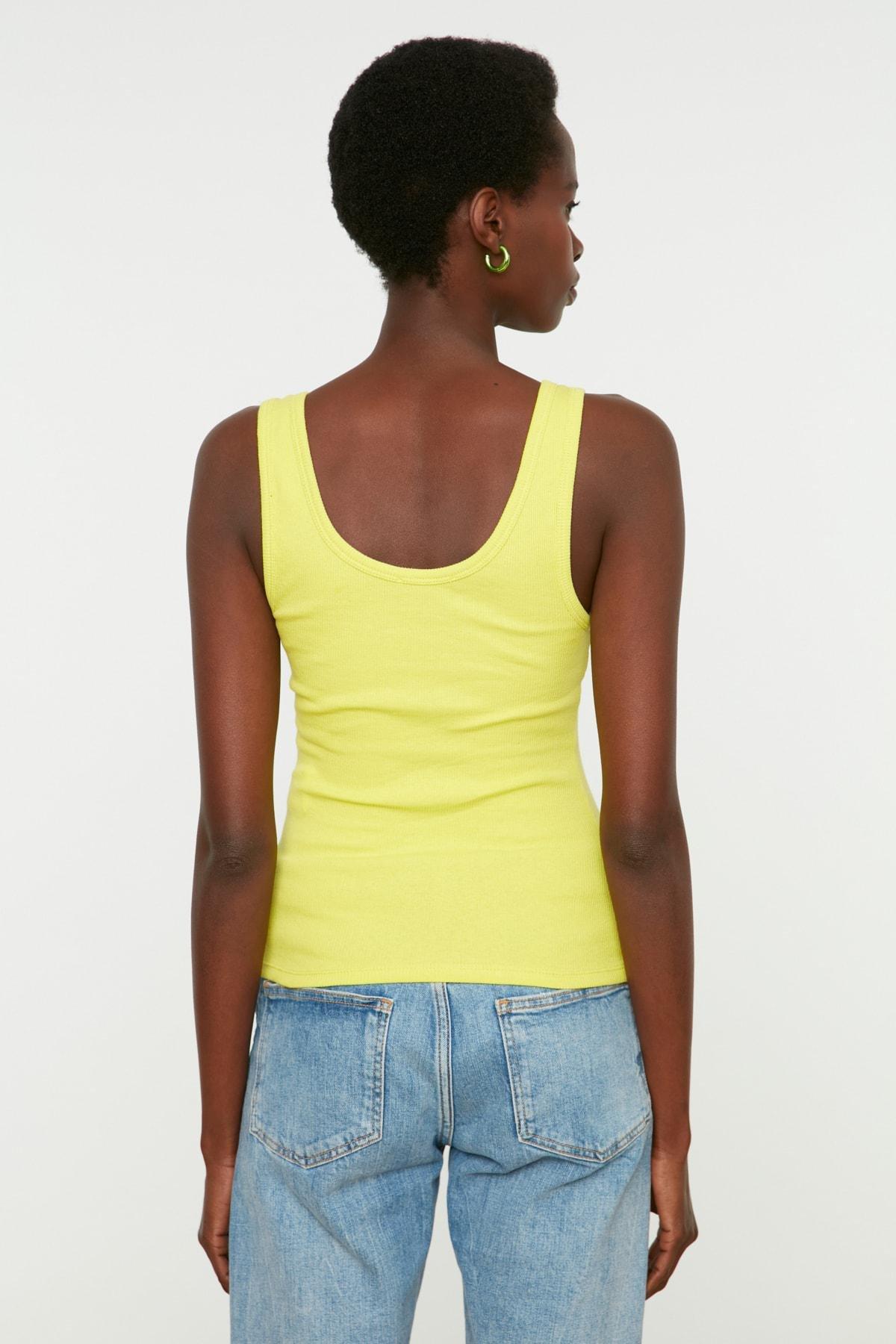 Yellow Scoop Neck Camisole, , large image number 4
