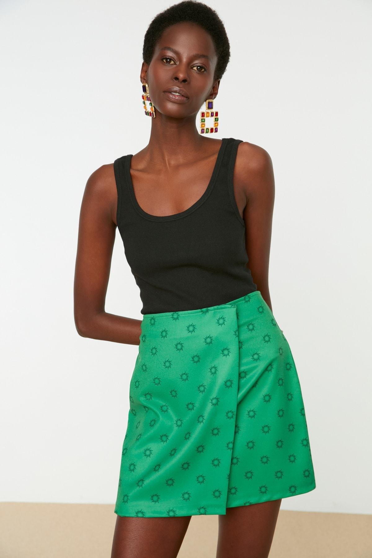 Black Scoop Neck Camisole, , large image number 0