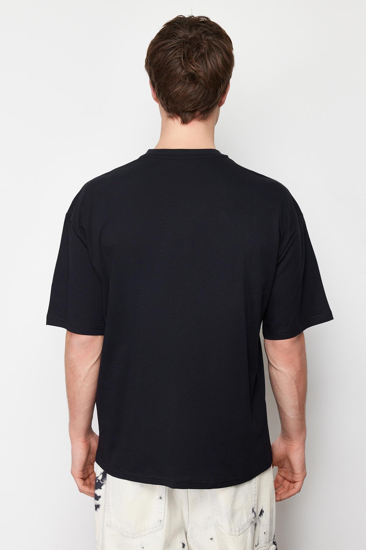 Black Oversized Cotton T-Shirt, , large image number 4