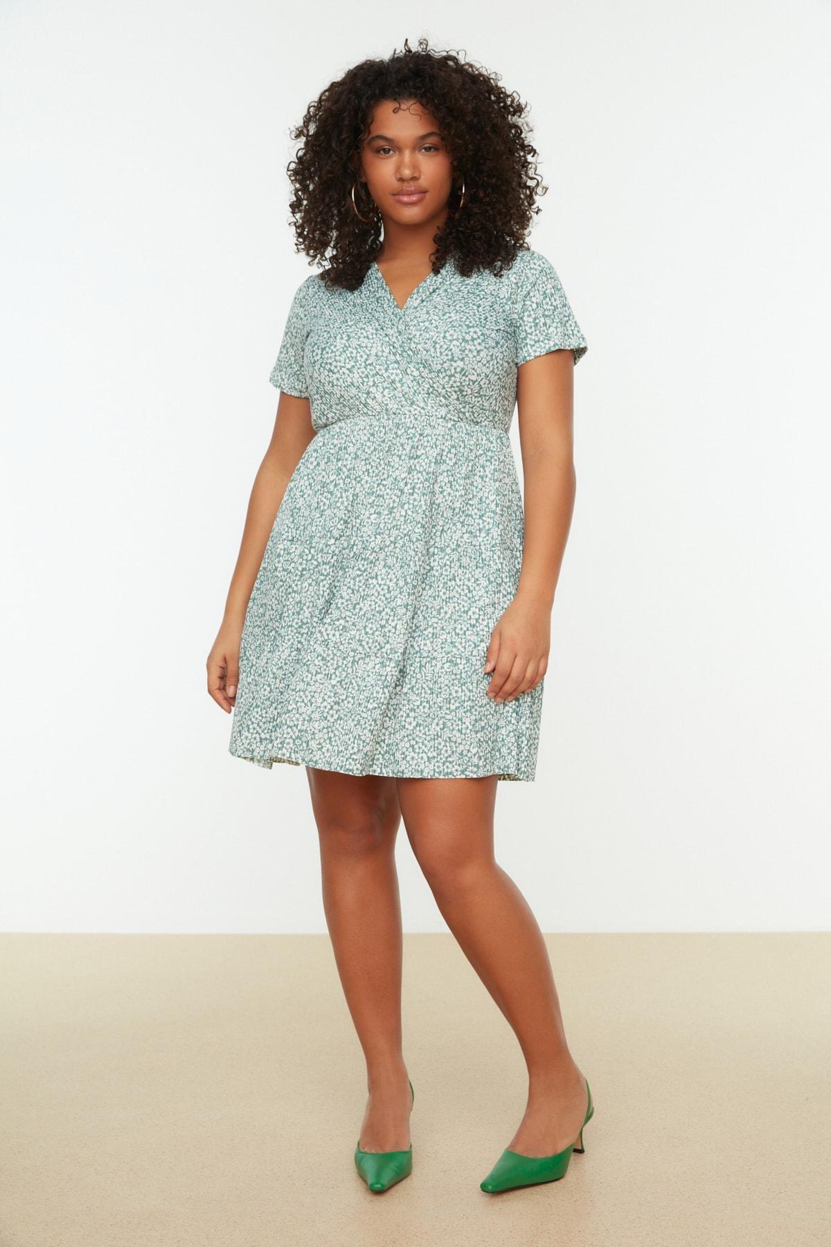 Green A-Line Plus Size Dress, , large image number 3
