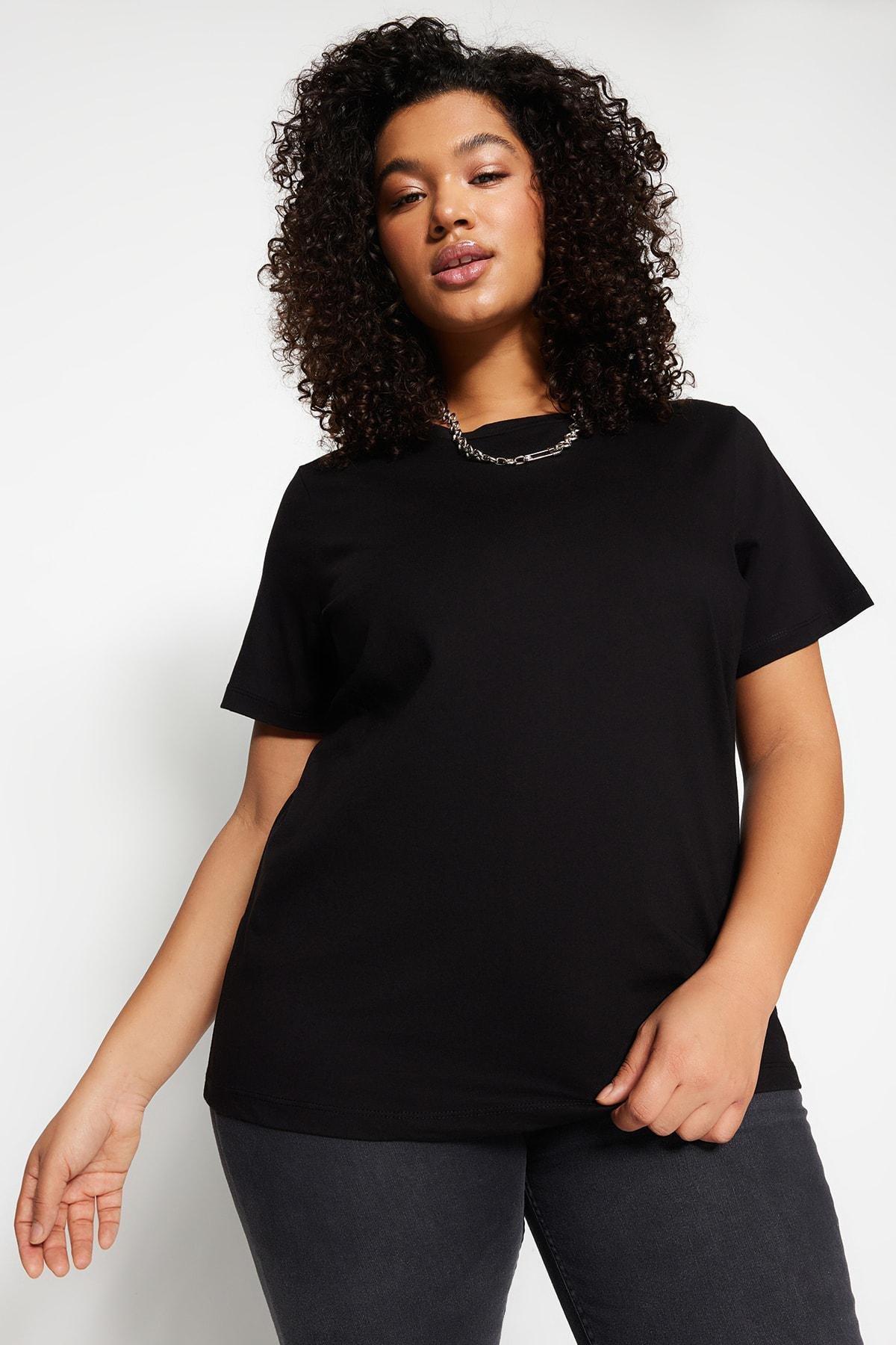 Trendyol - Black Crew Neck Plus Size Tshirt