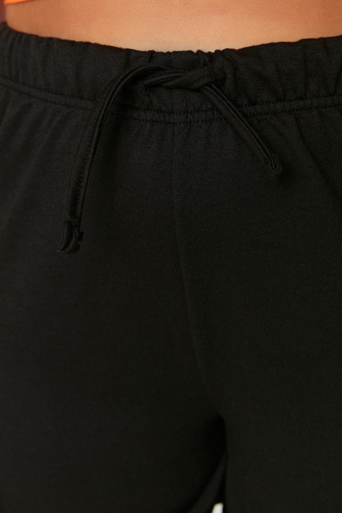 Black Relaxed Plus Size Shorts, , large image number 2