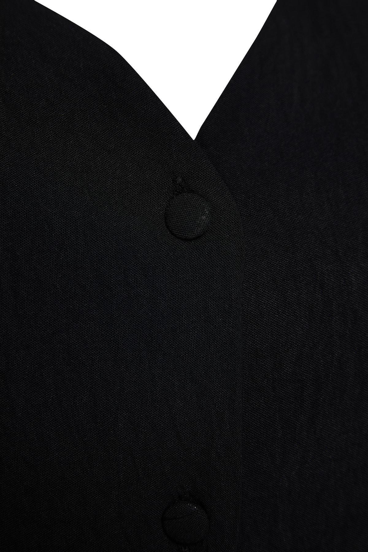 Black V-Neck Plus Size Blouse, , large image number 6