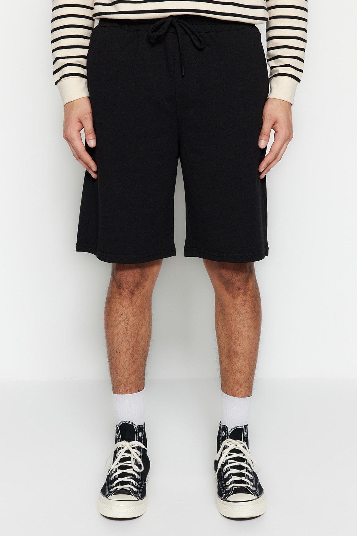 Black Mid Waist Shorts, , large image number 5