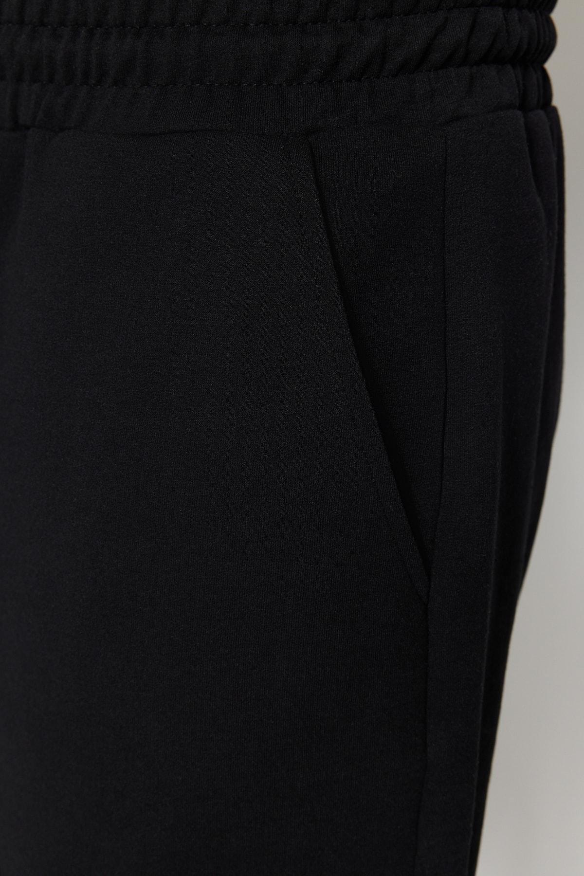 Black Mid Waist Shorts, , large image number 6