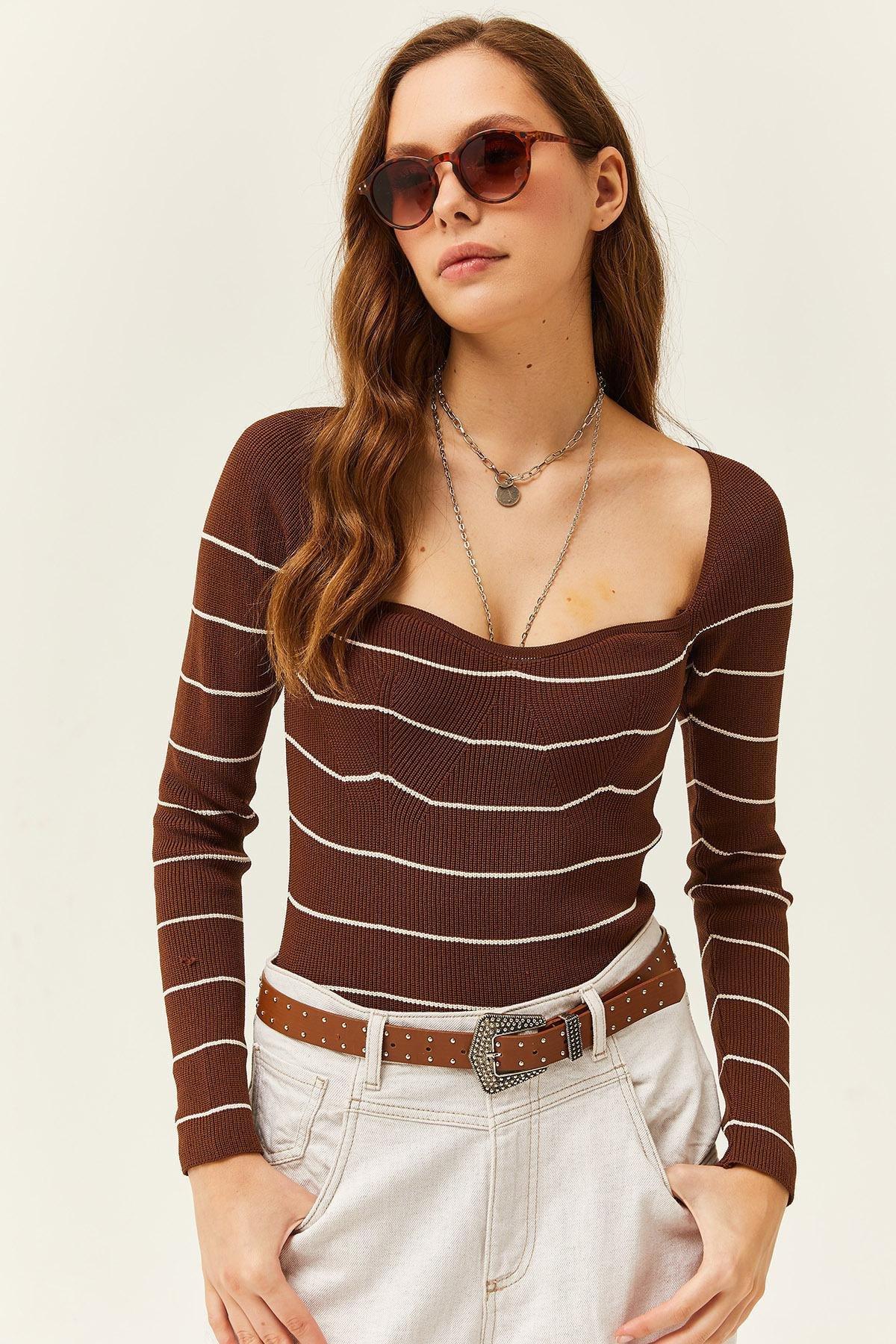 Striped Casual Cropped Blouse, C101_4836, large image number 0