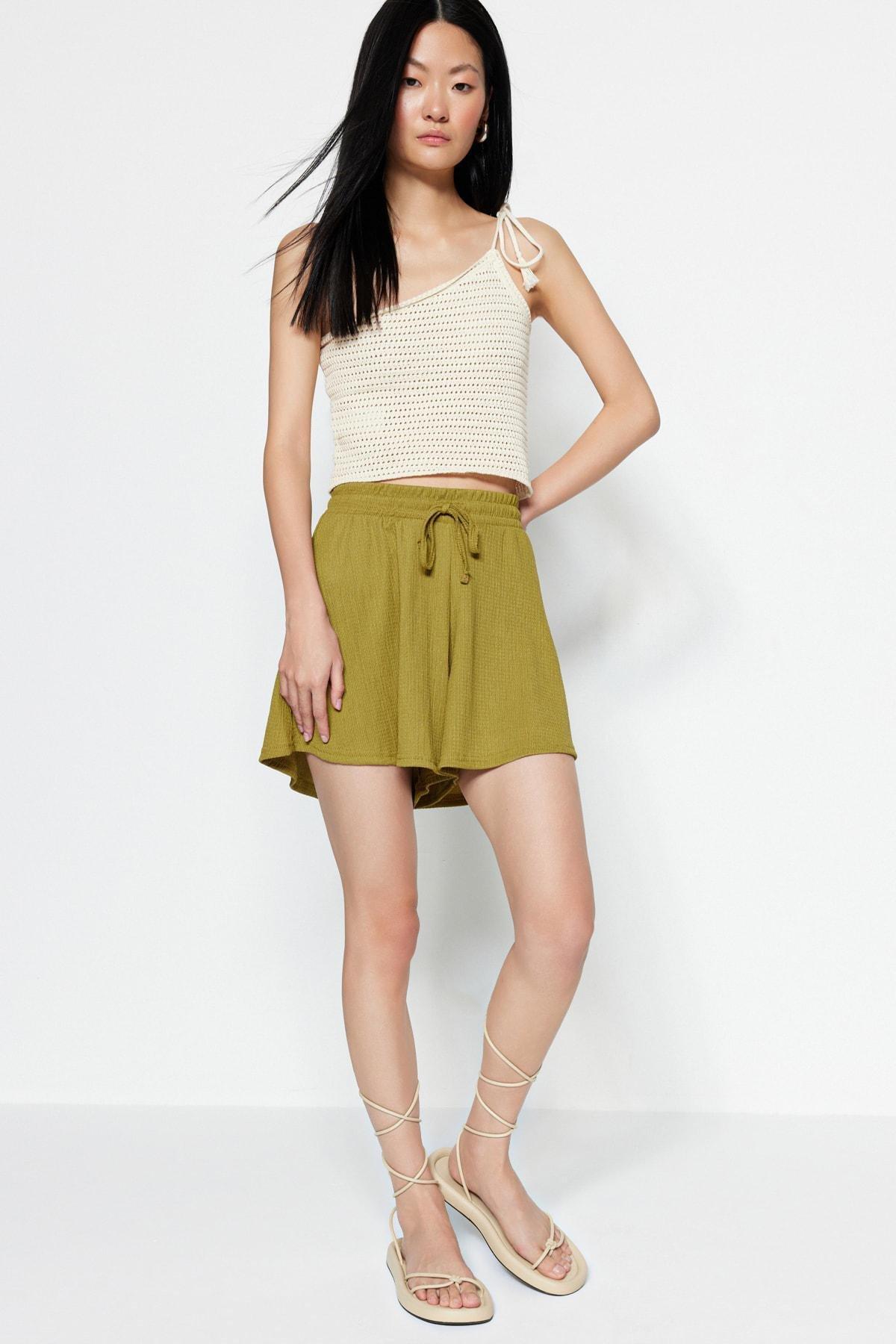 Green Mid Waist Shorts, , large image number 2