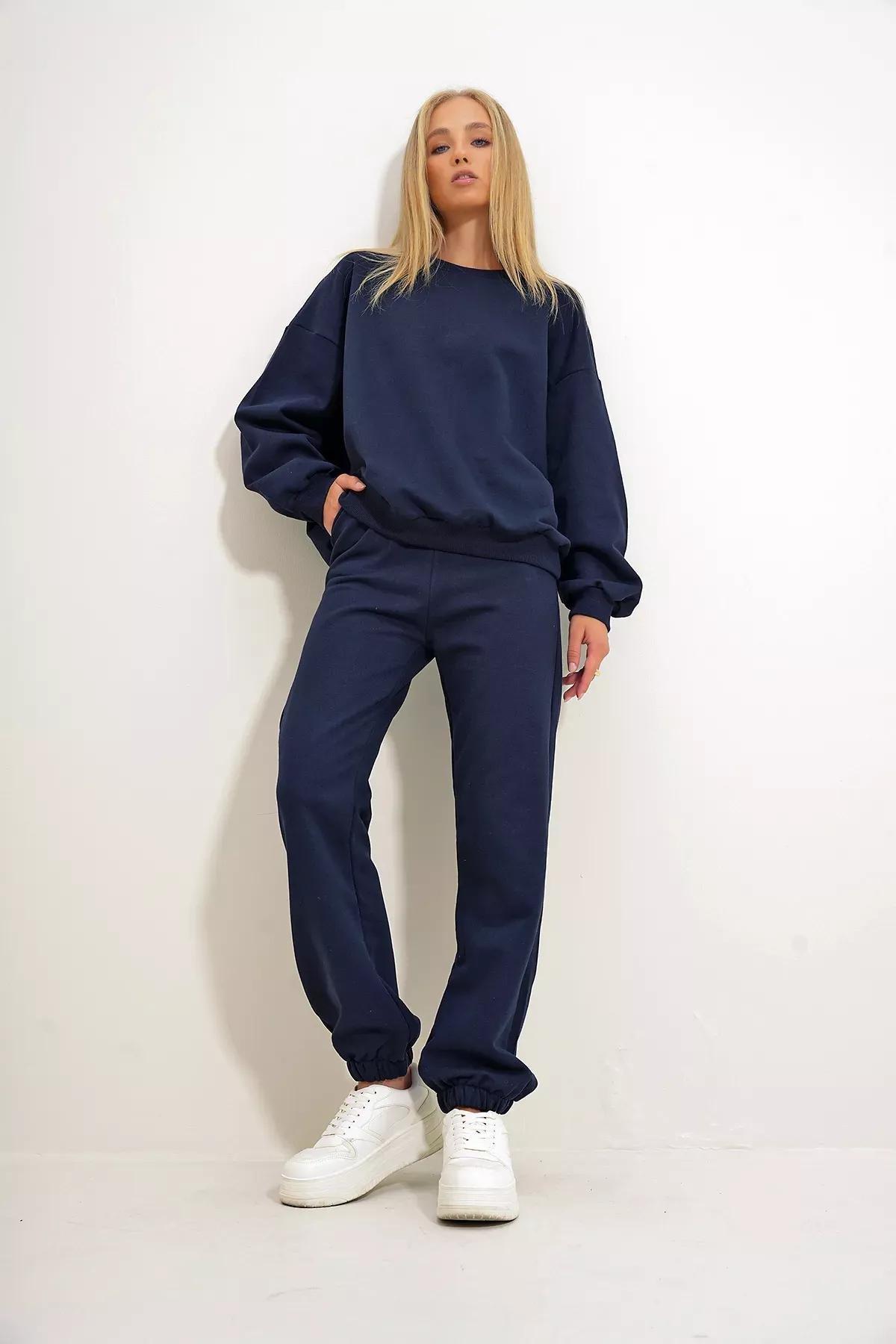 Navy Crew-Neck Basic Tracksuit, , large image number 3