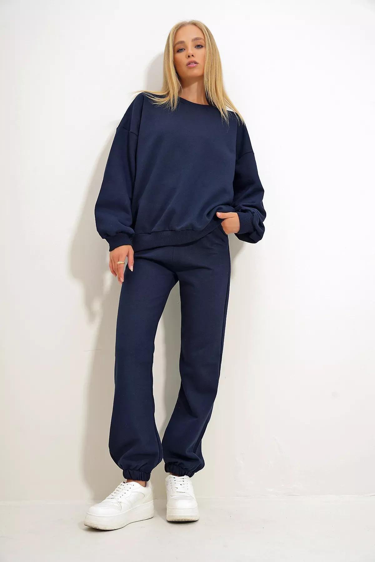 Navy Crew-Neck Basic Tracksuit, , large image number 4