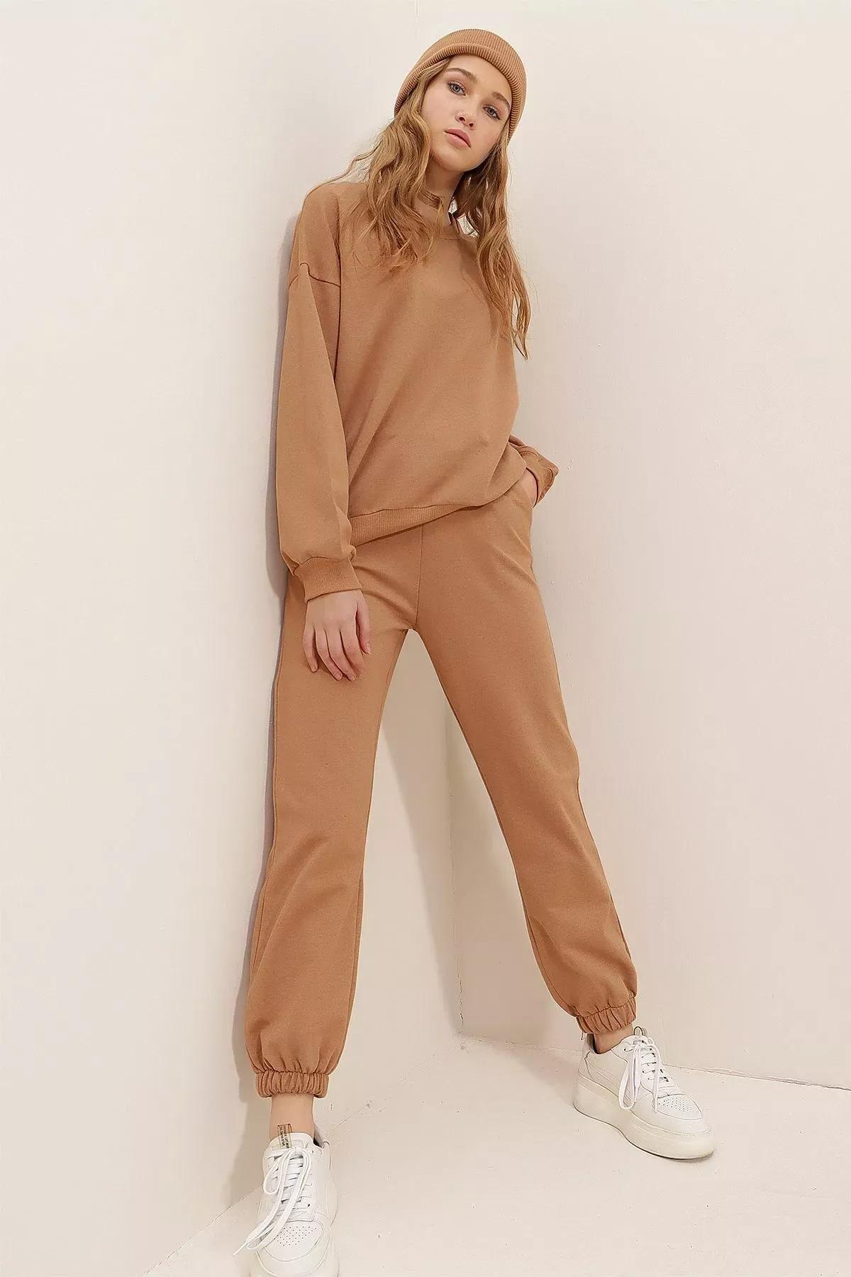 Black Ribbed Lycra Leggings, Beige, large image number 5