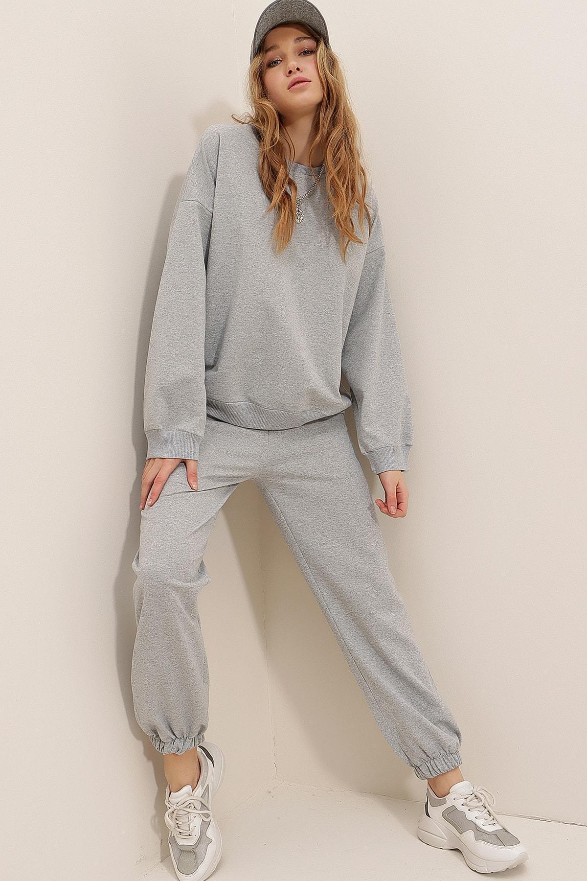 Grey Crew Neck Sweatsuit, , large image number 0