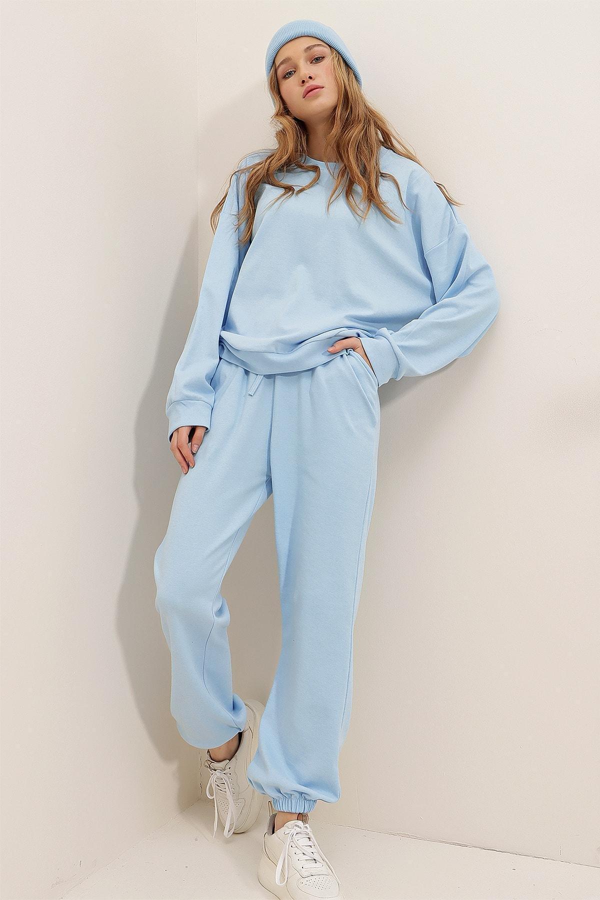 Blue Crew-Neck Sweatsuit, Blue, medium
