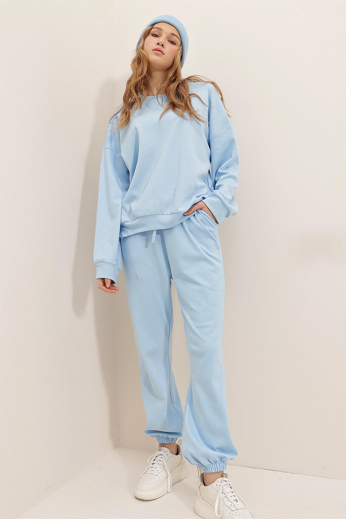 Blue Crew-Neck Sweatsuit, , large image number 8