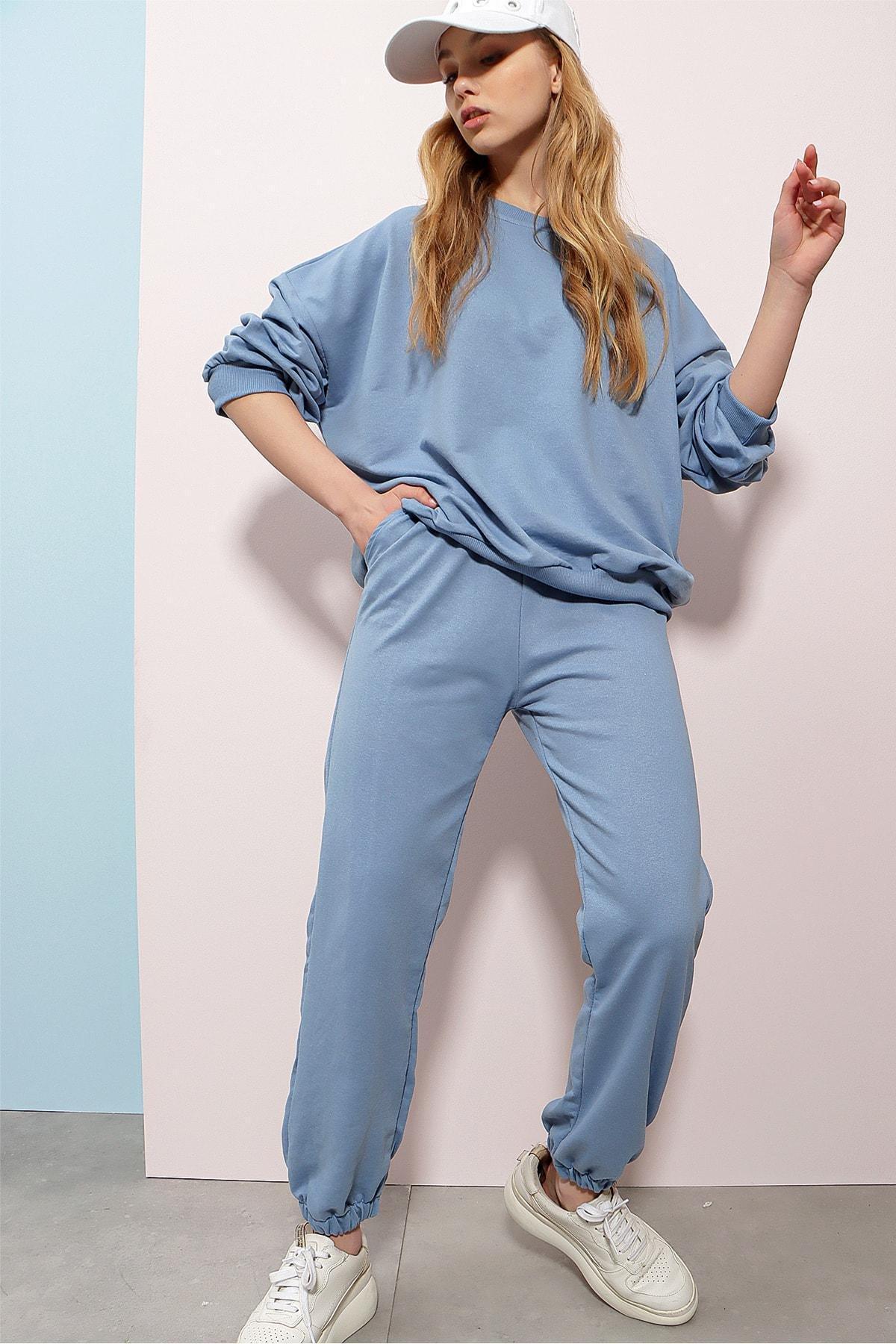 Blue Crew-Neck Sweatsuit, , large image number 9