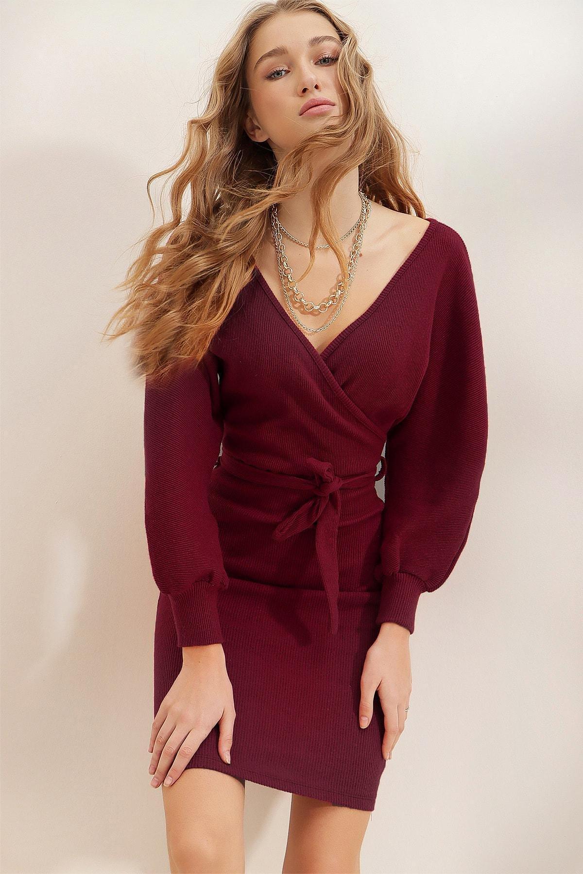 فستان بقصة ضيقة وأكمام واسعة تحت الإبط، برغندي, Burgundy, large image number 1