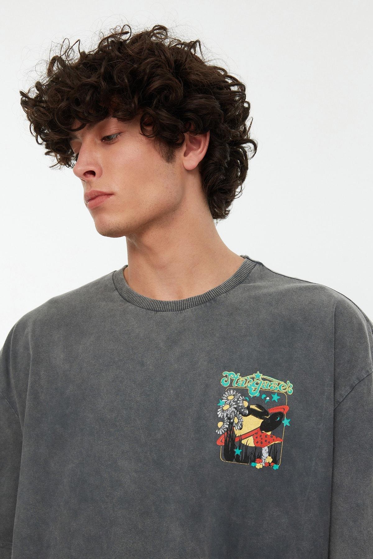 Trendyol - Gray Relaxed Crew Neck Tshirt