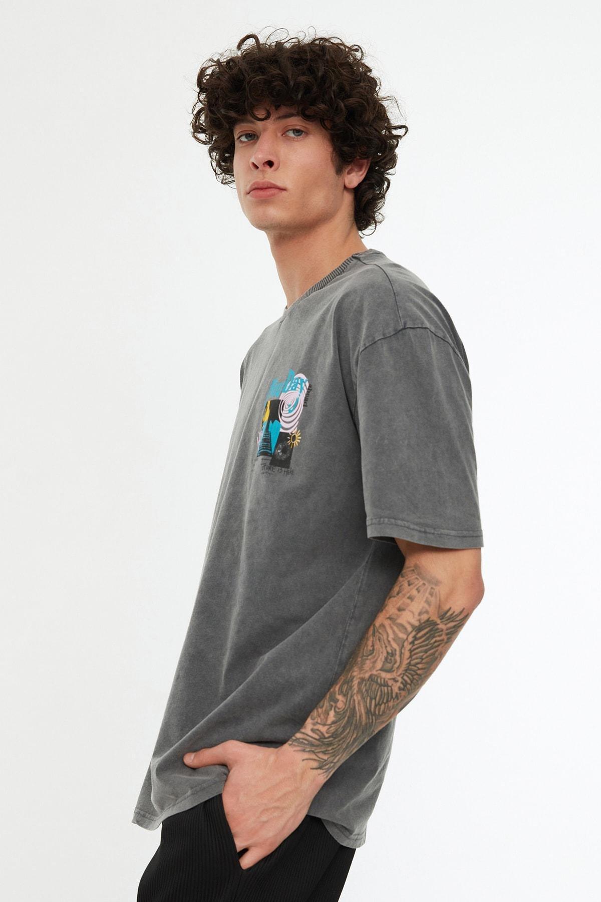 Gray Relaxed Crew Neck T-Shirt, , large image number 2