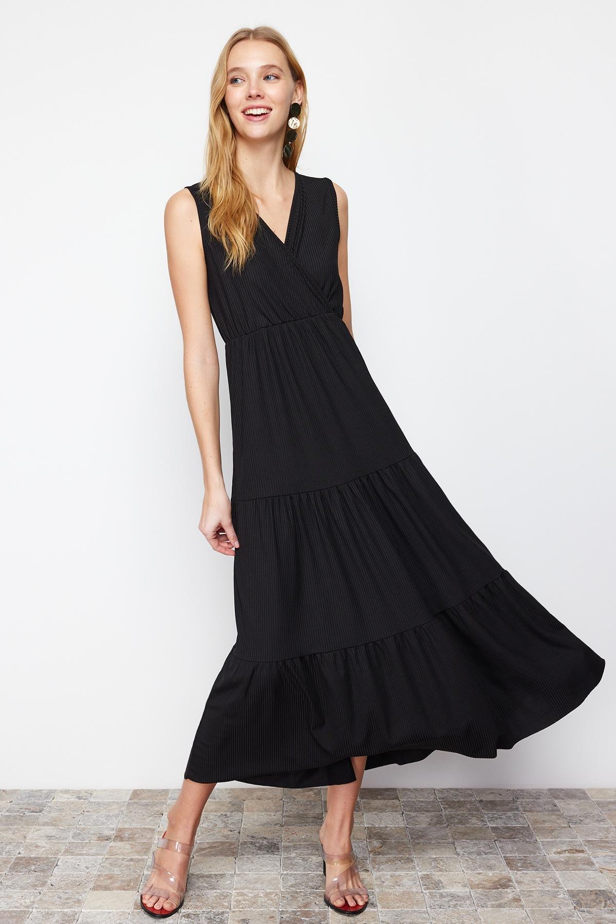 Black V-Neck Sleeveless Dress, , large image number 0