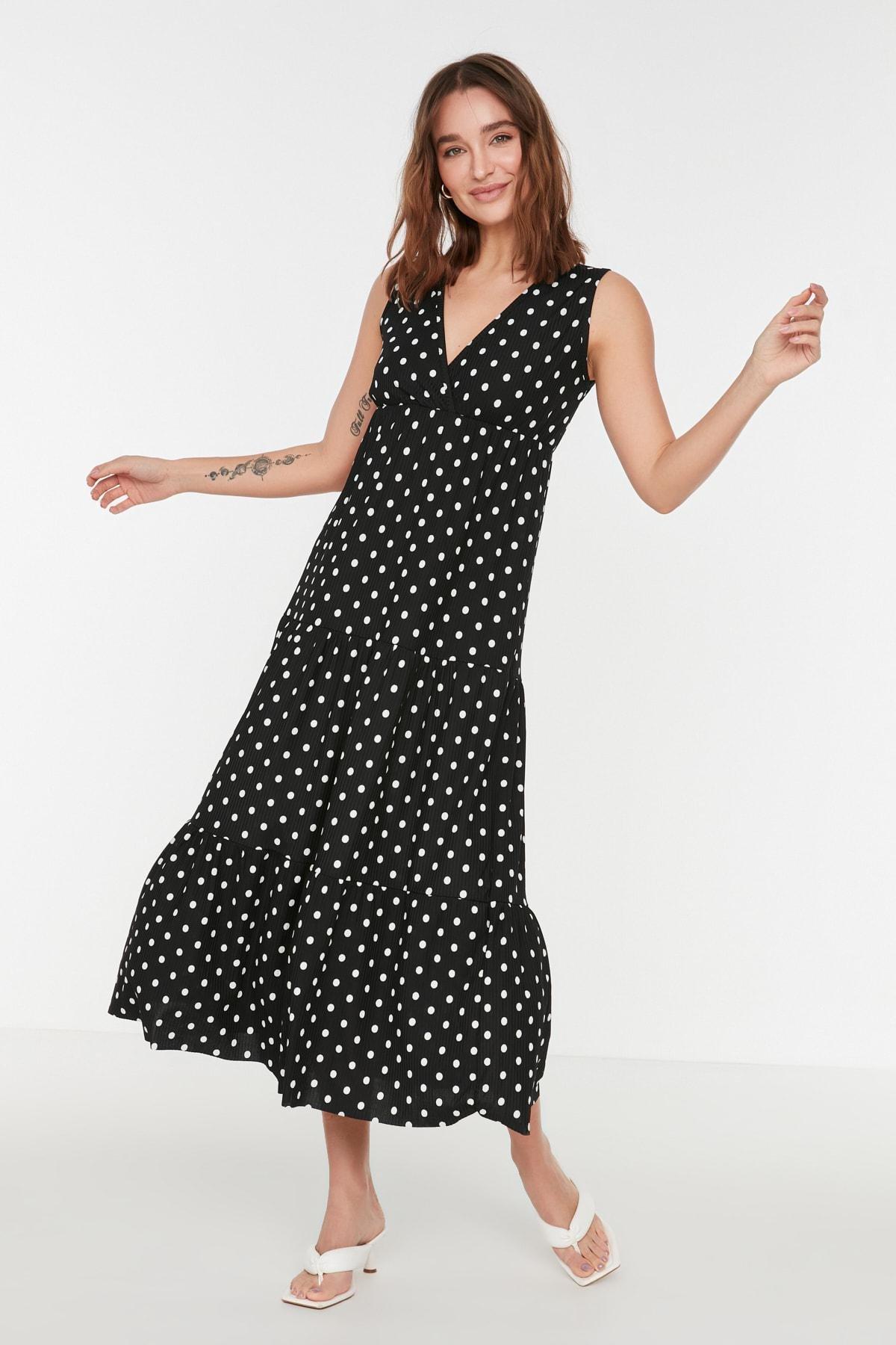 Black A-Line Floral Dress, , large image number 0